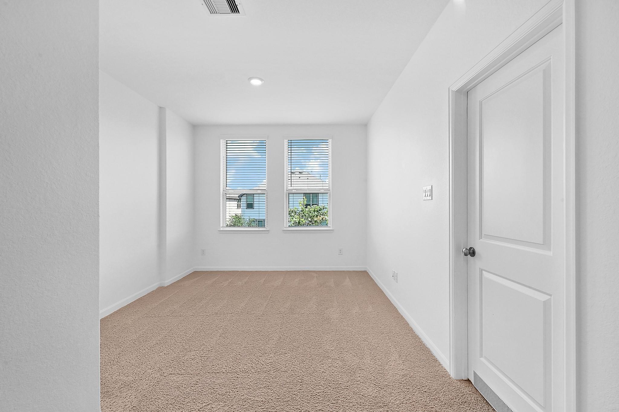 4027 Balboa Drive Property Photo 14
