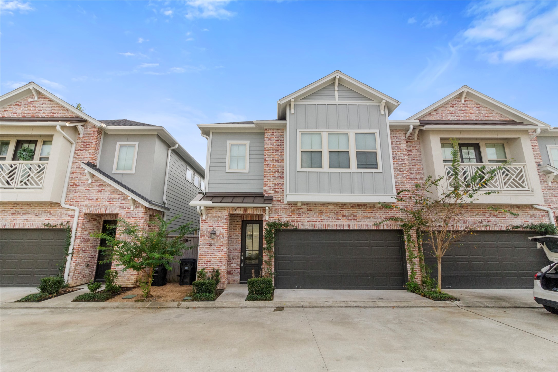 811 Shallow Hollow Drive Property Photo