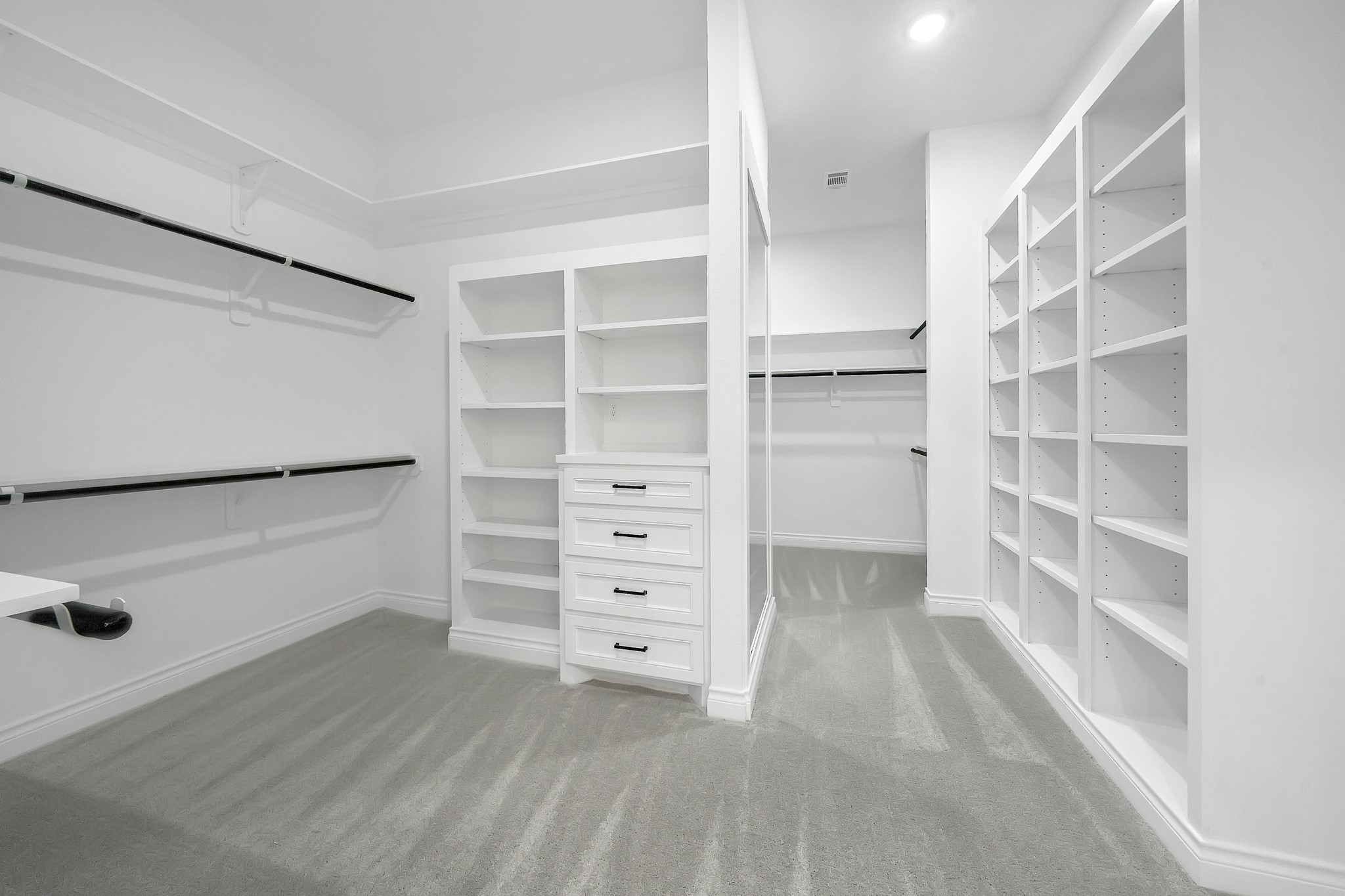 13003 Willow Drive Property Photo 9