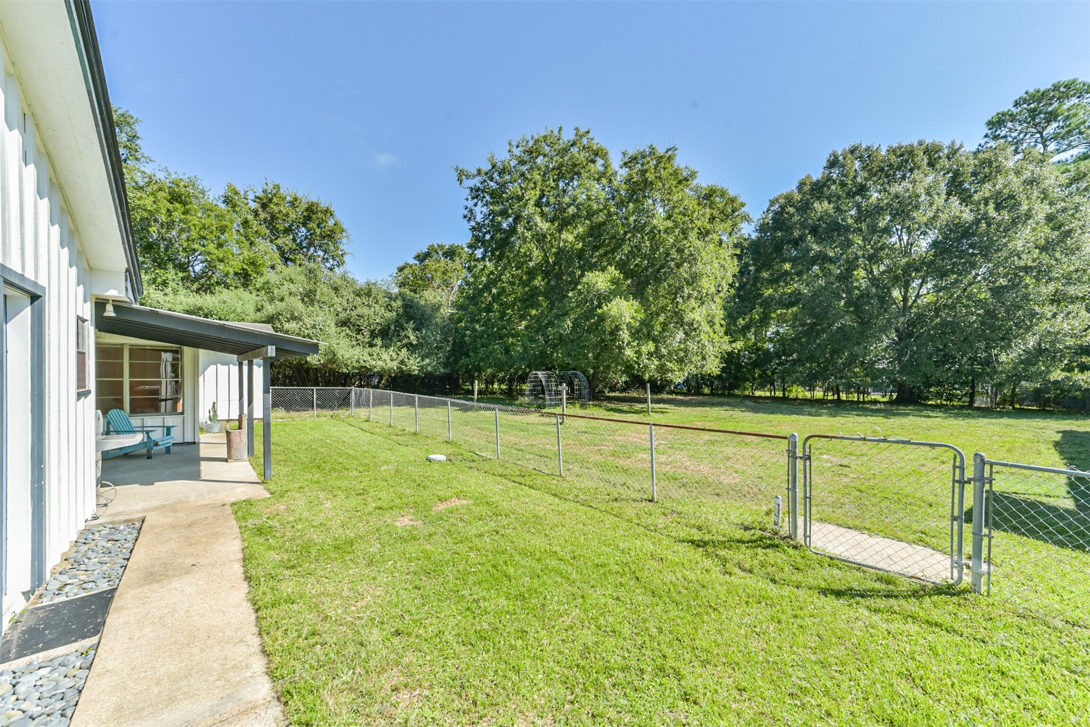 11606 Glenora Drive Property Photo 11