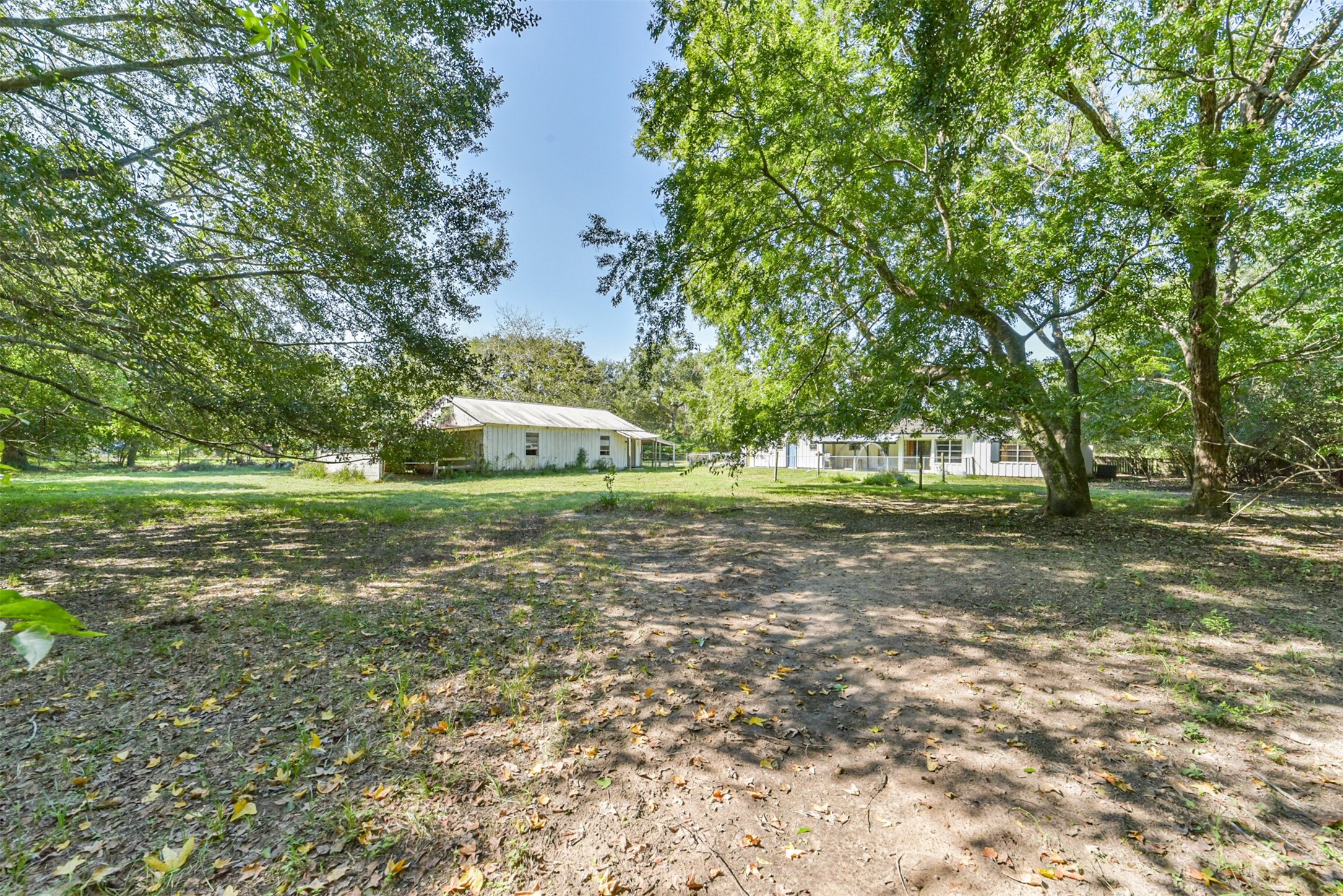 11606 Glenora Drive Property Photo 15