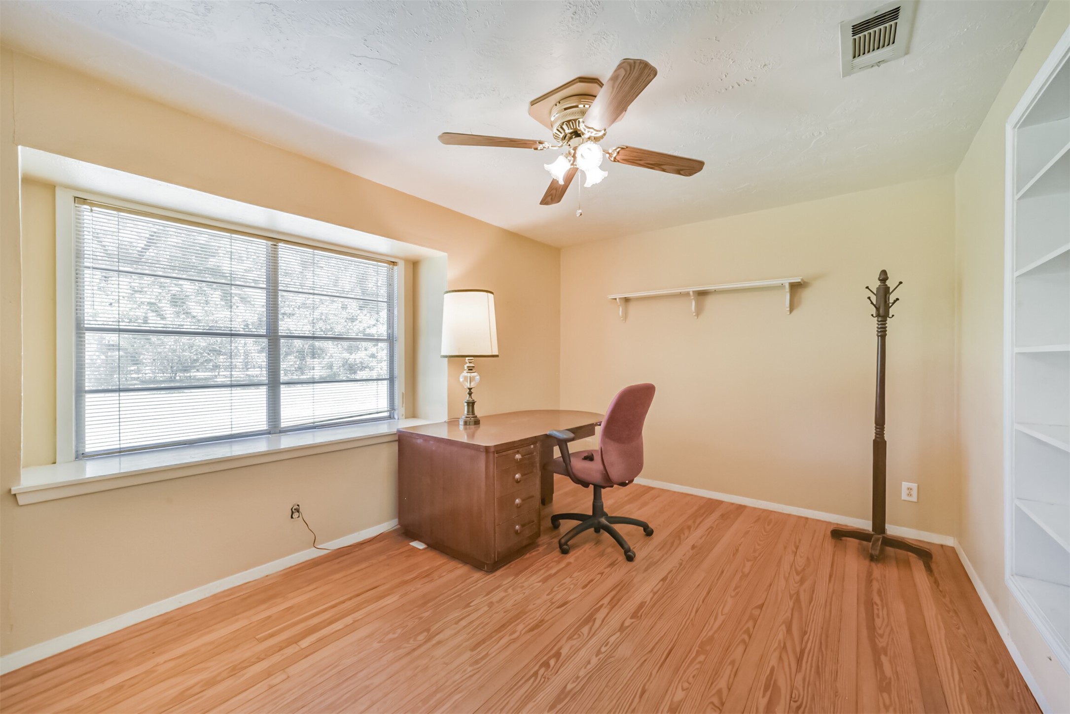 11606 Glenora Drive Property Photo 19