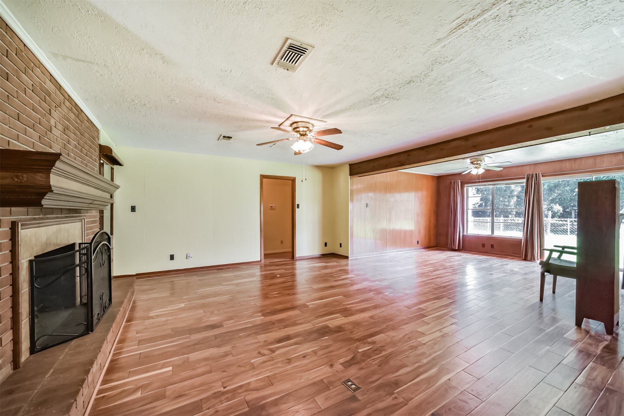 11606 Glenora Drive Property Photo 29
