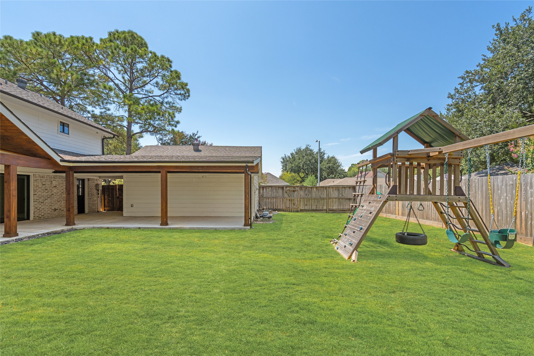 10830 Burgoyne Road Property Photo 35