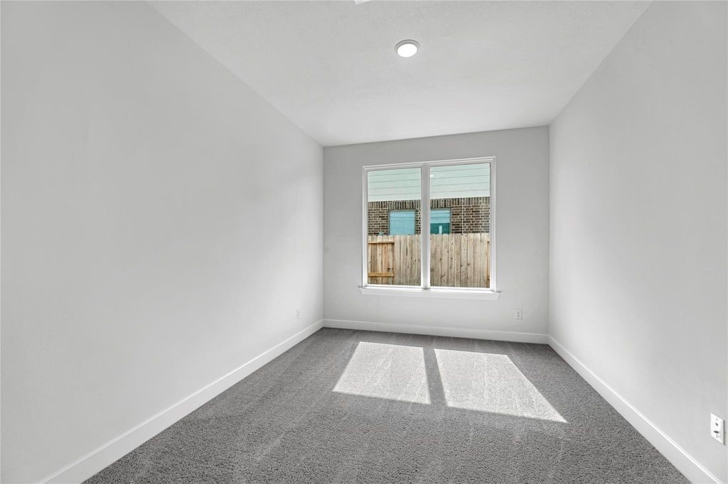 10427 Shining Dawn Way Property Photo 12