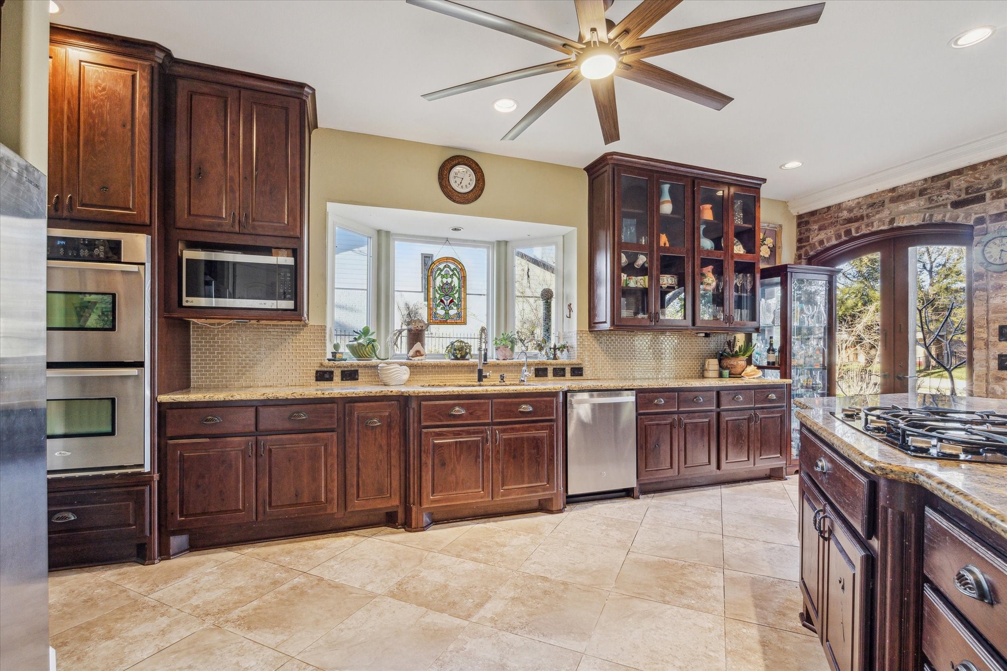 5 Harbor Lane Property Photo 16