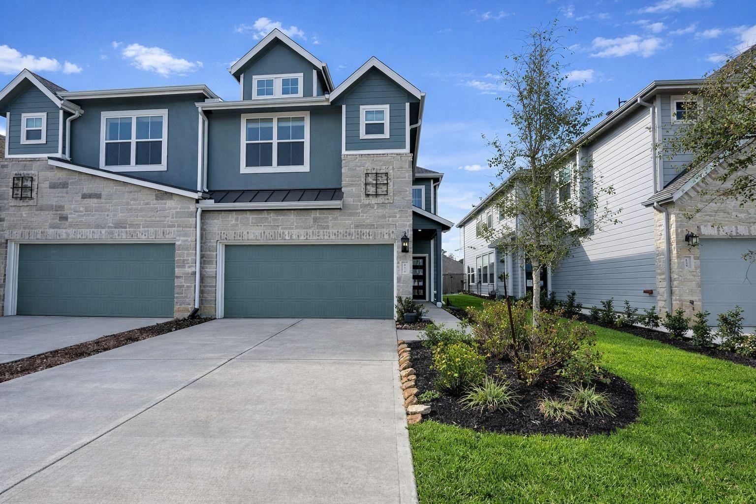 620 Silver Pear Court Property Photo 1