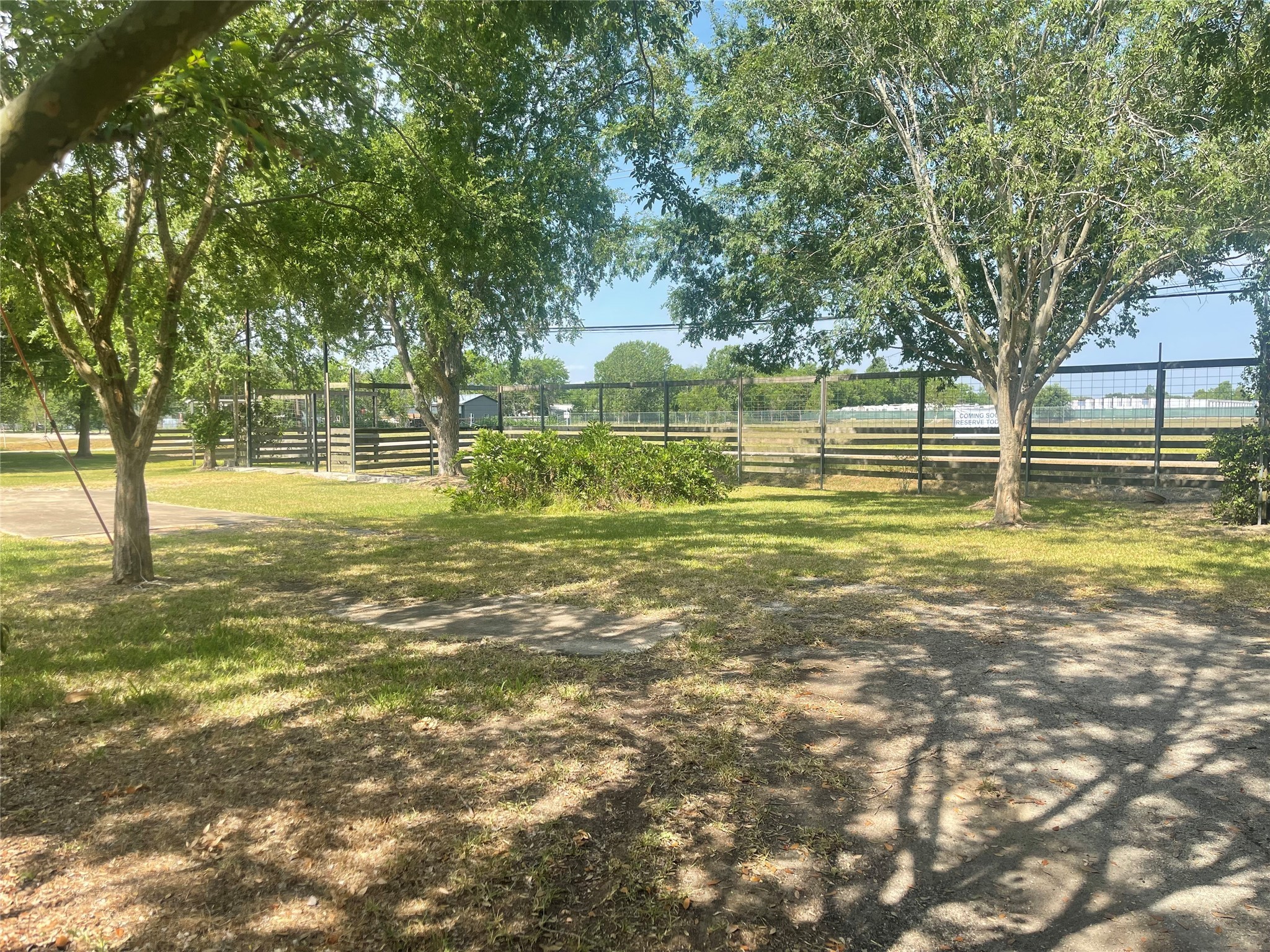 16719 Mclean Road Property Photo 3