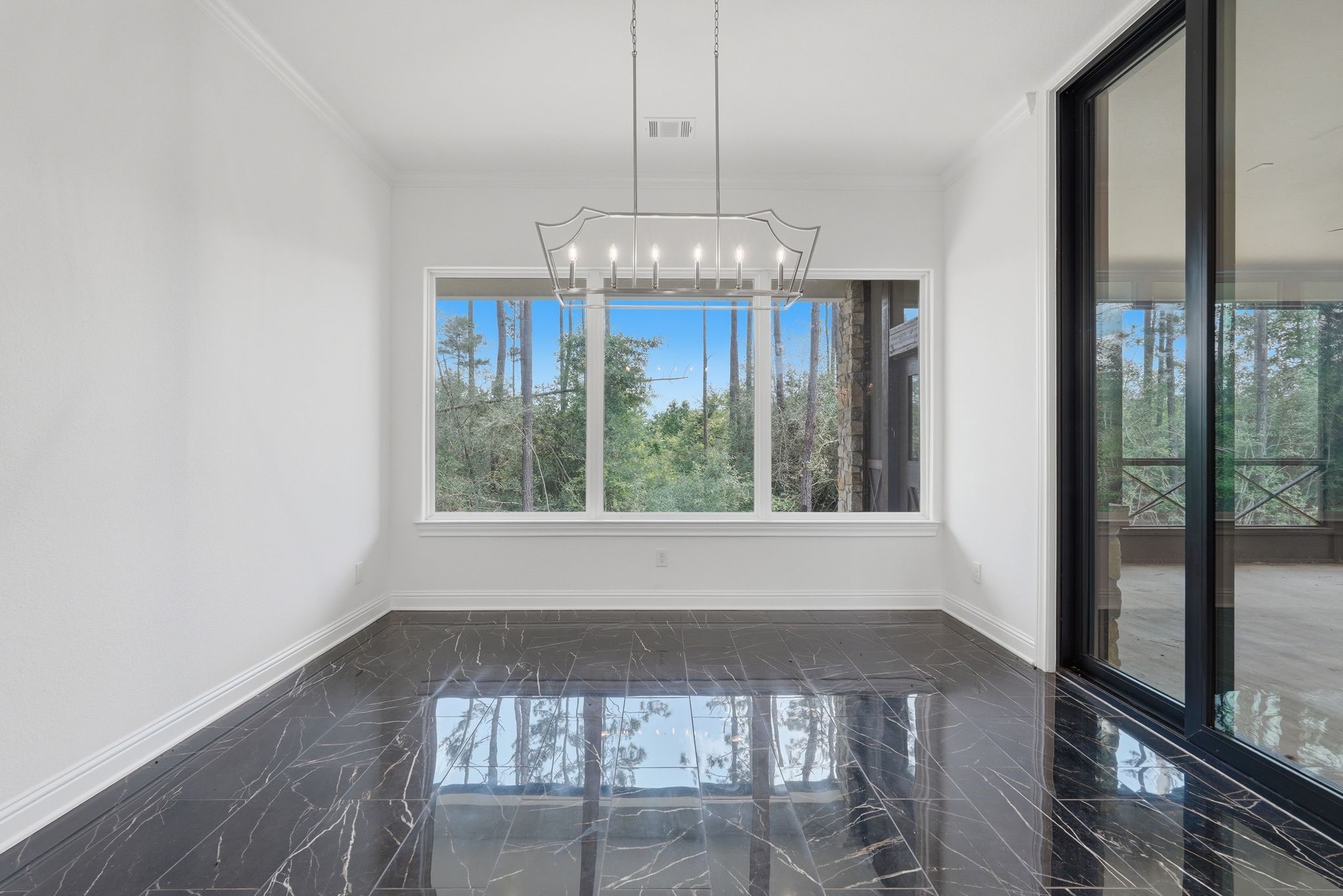 16081 Forest Mill Road Property Photo 6