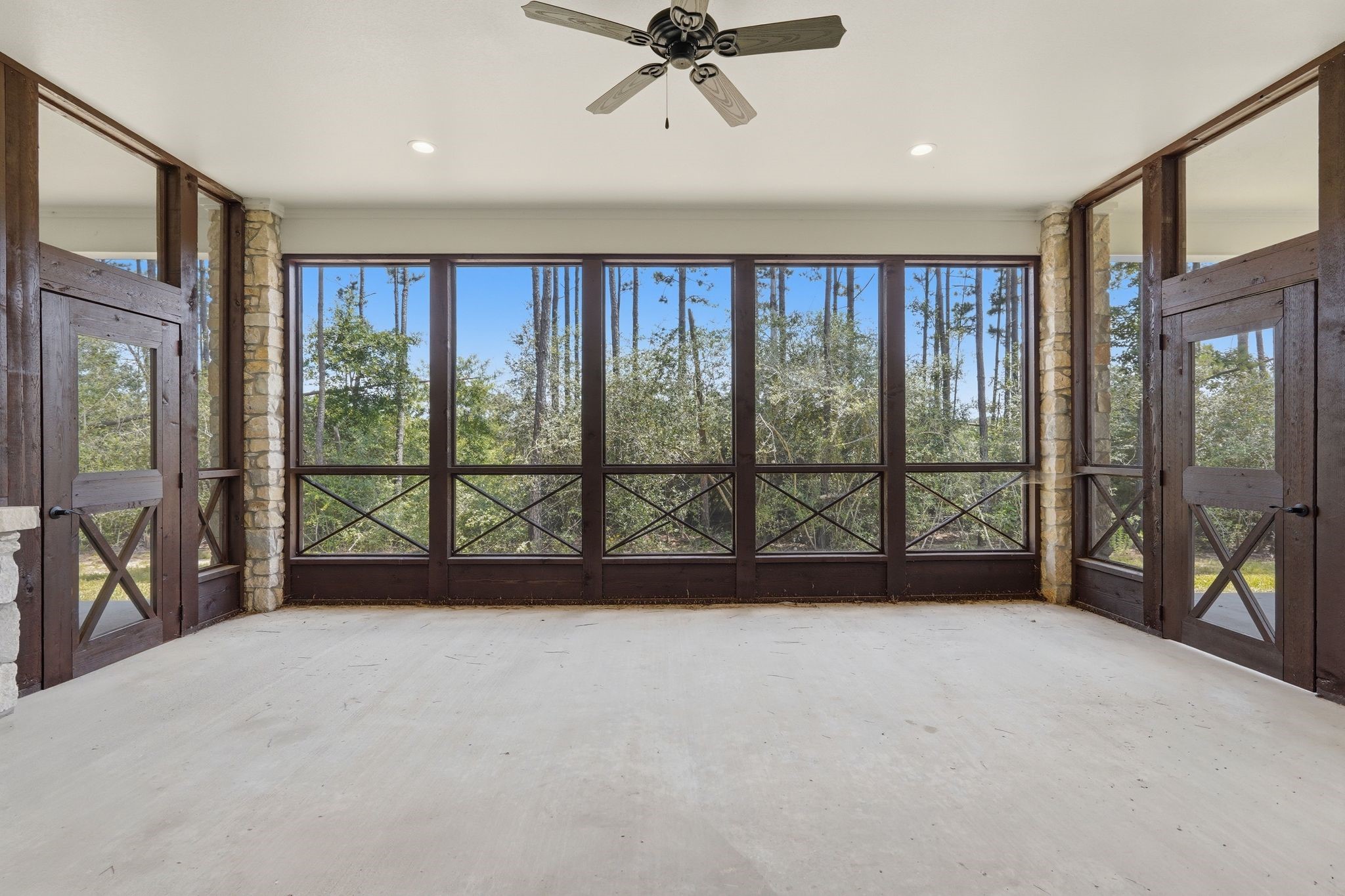 16081 Forest Mill Road Property Photo 10