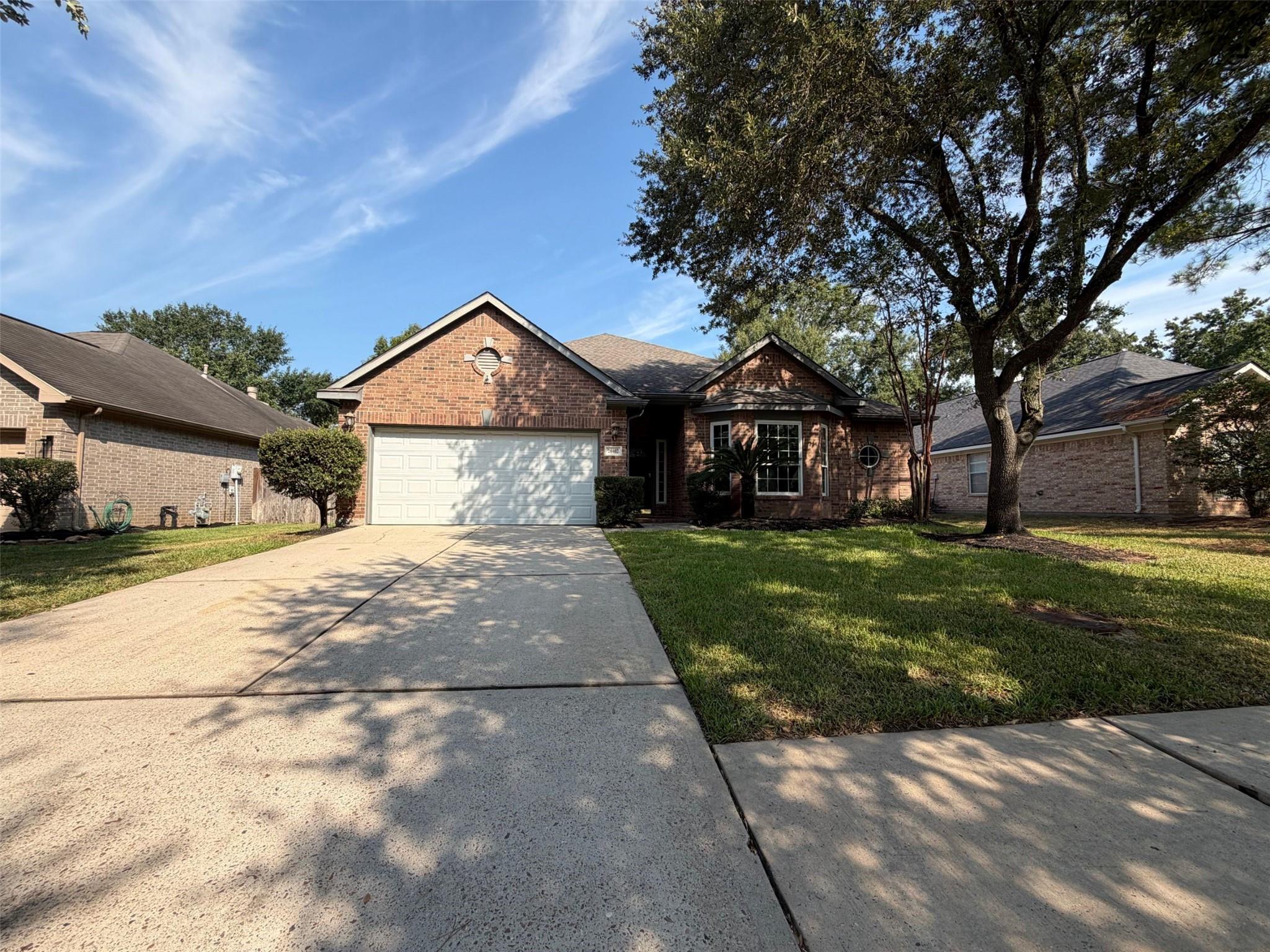 20402 Willow Trace Drive Property Photo 1