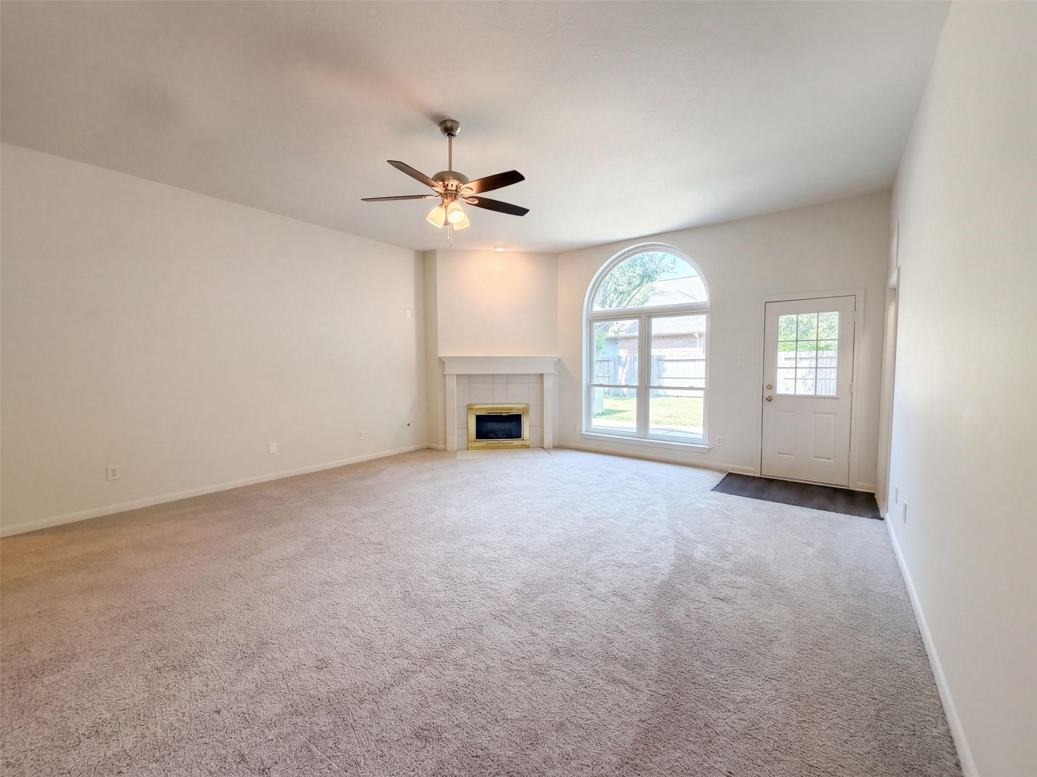 20402 Willow Trace Drive Property Photo 9