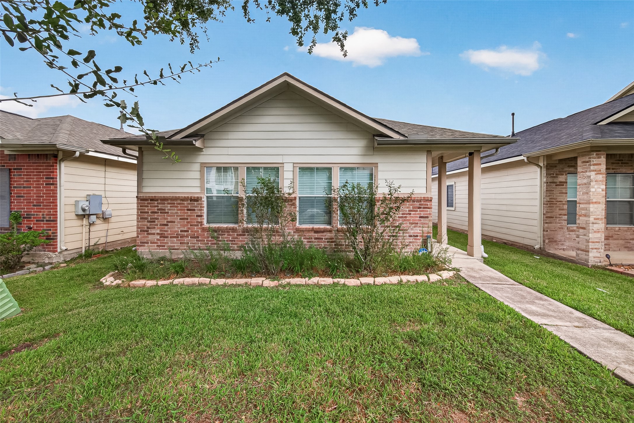 11747 Jelicoe Drive Property Photo 1