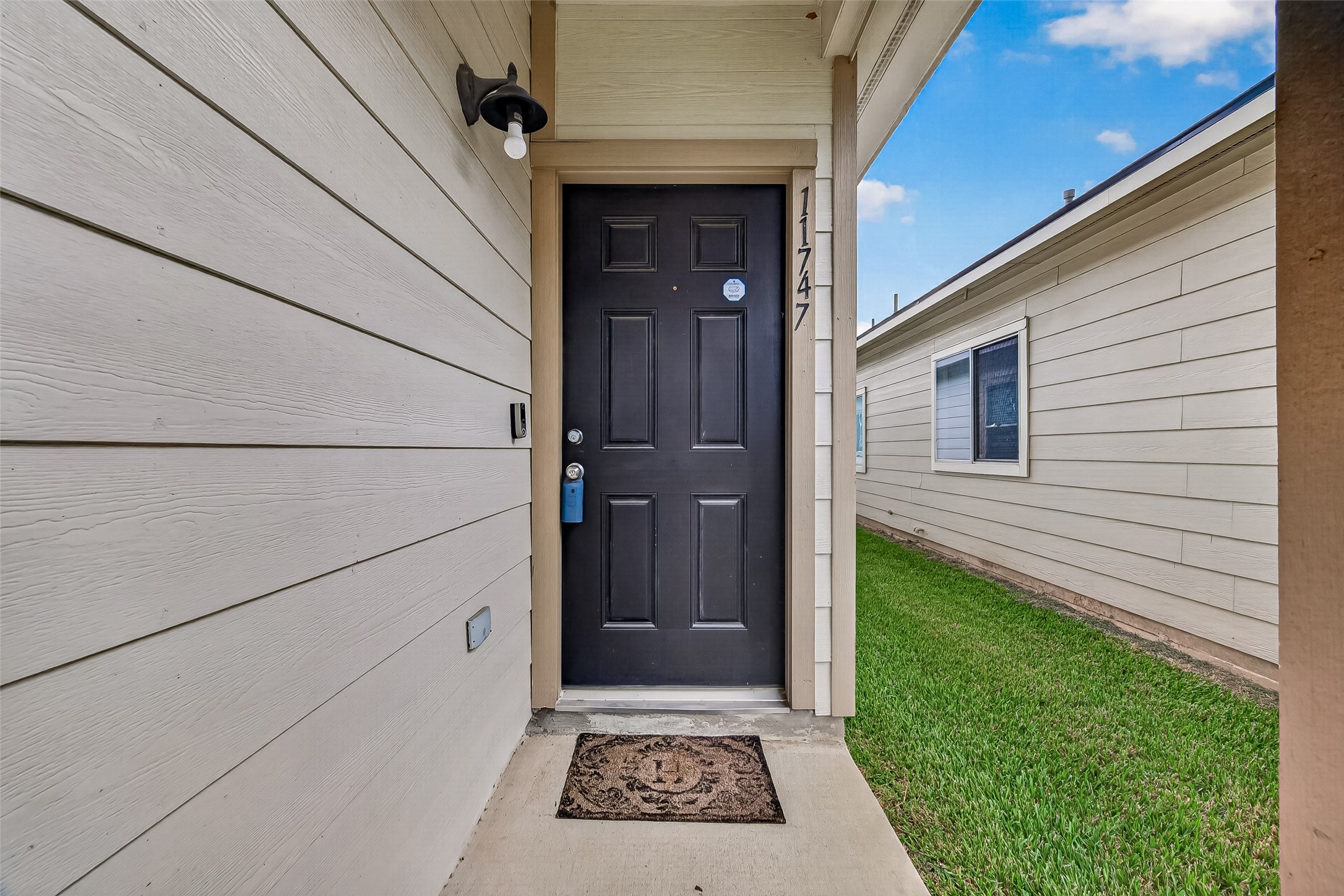 11747 Jelicoe Drive Property Photo 6