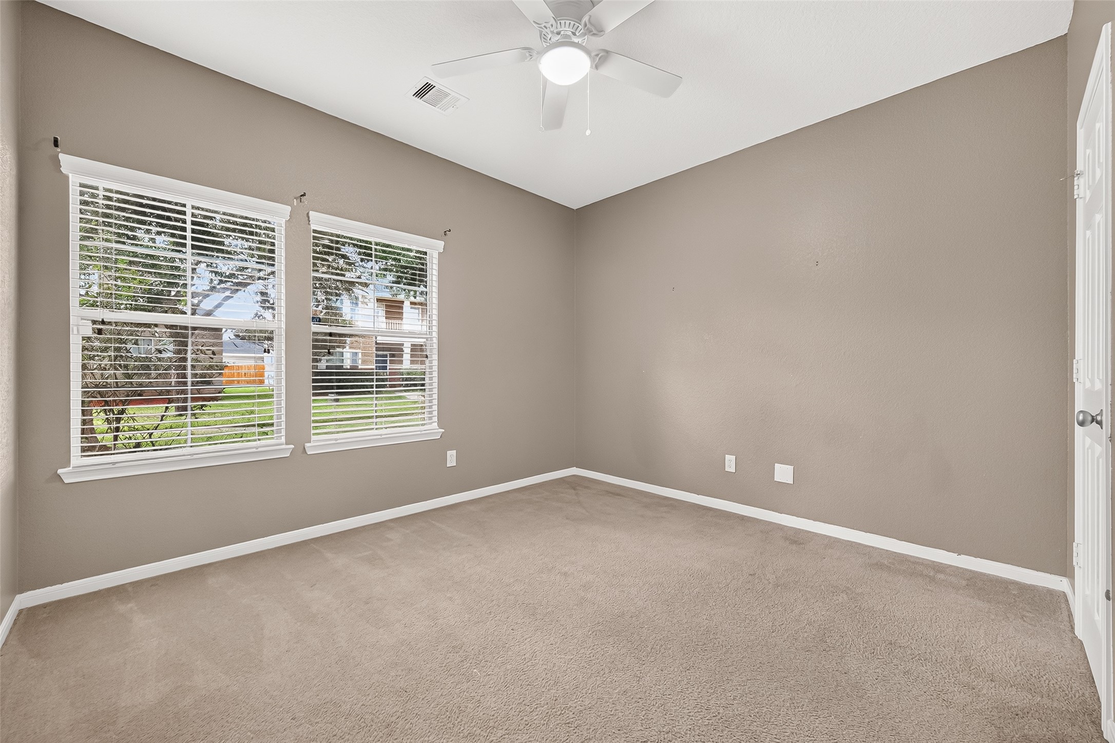 11747 Jelicoe Drive Property Photo 28