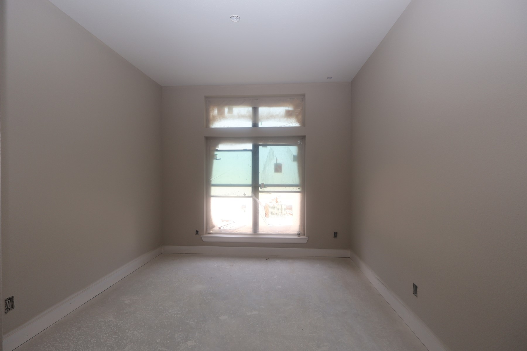 18015 Lobos Point Lane Property Photo 10