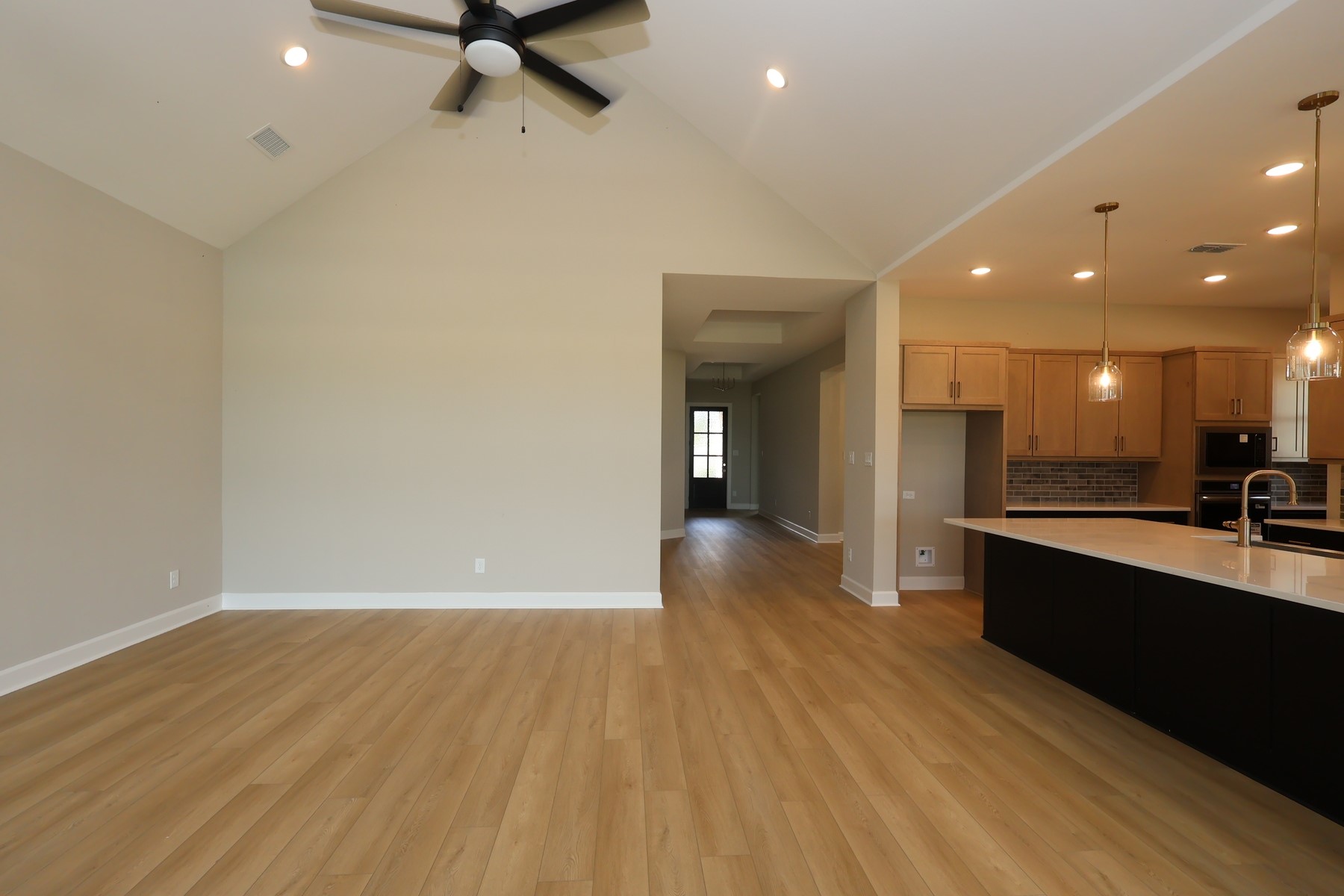 18015 Lobos Point Lane Property Photo 10