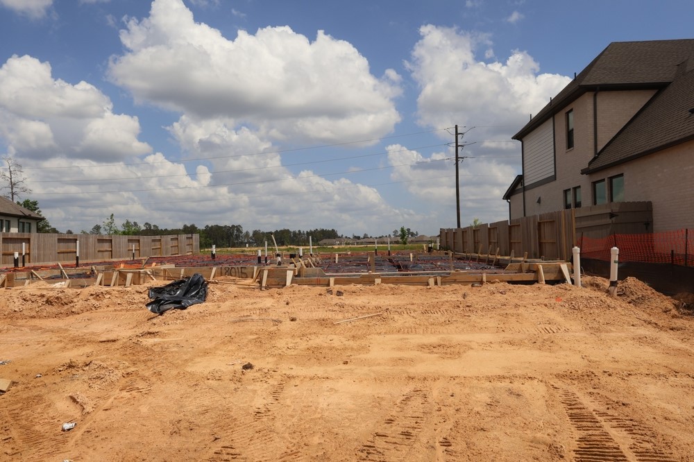 18015 Lobos Point Lane Property Photo 14