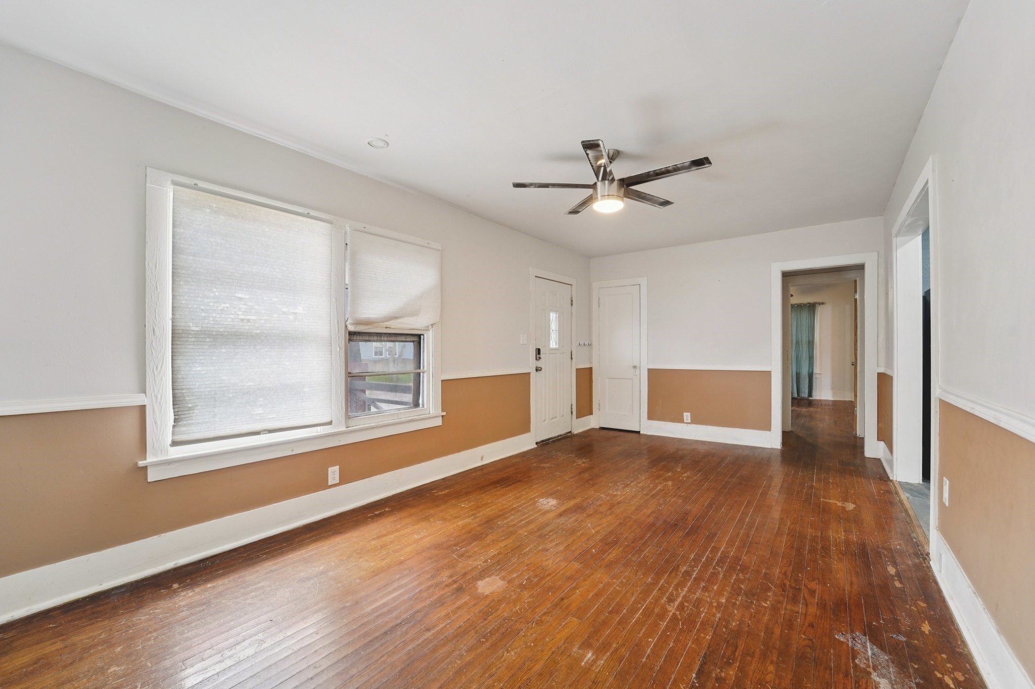 5224 Bernardo De Galvez A Property Photo 2