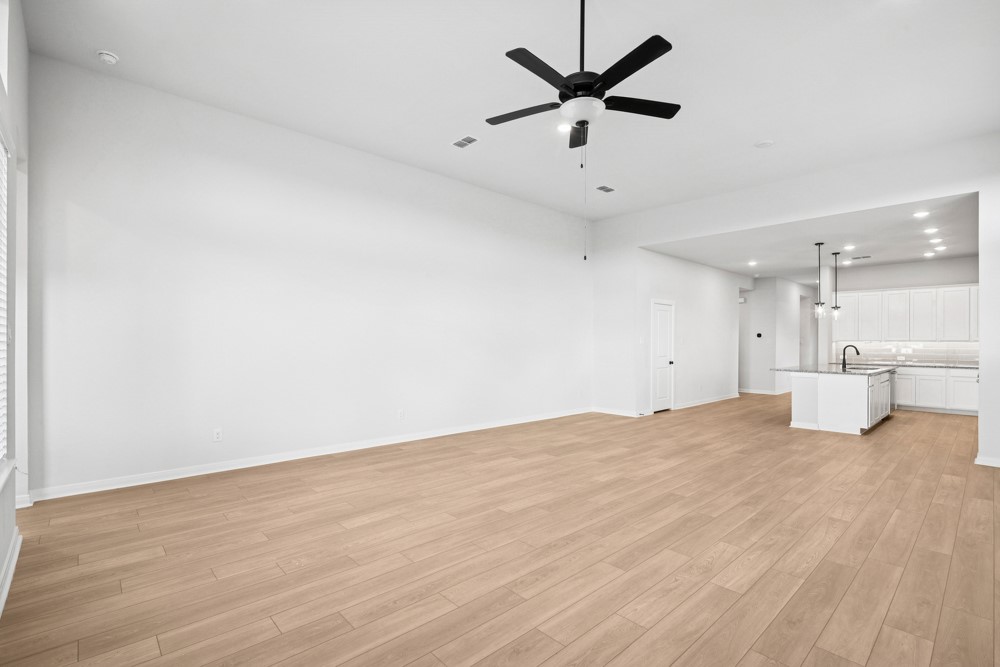 6127 Renoir Lane Property Photo 11
