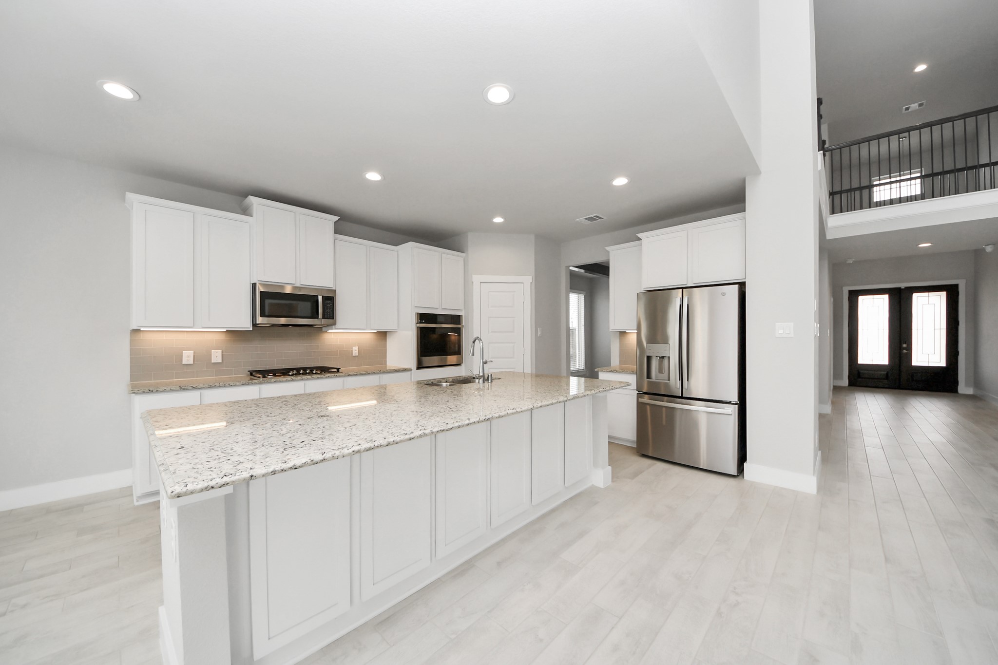 1500 Sunrise Gables Drive Property Photo 11