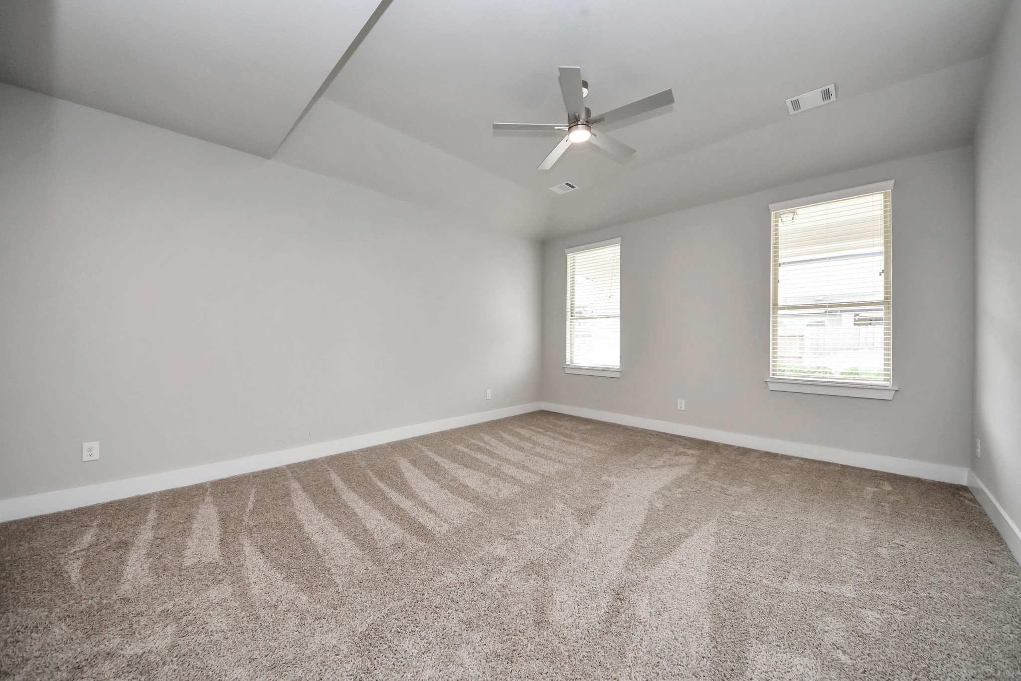 1500 Sunrise Gables Drive Property Photo 21