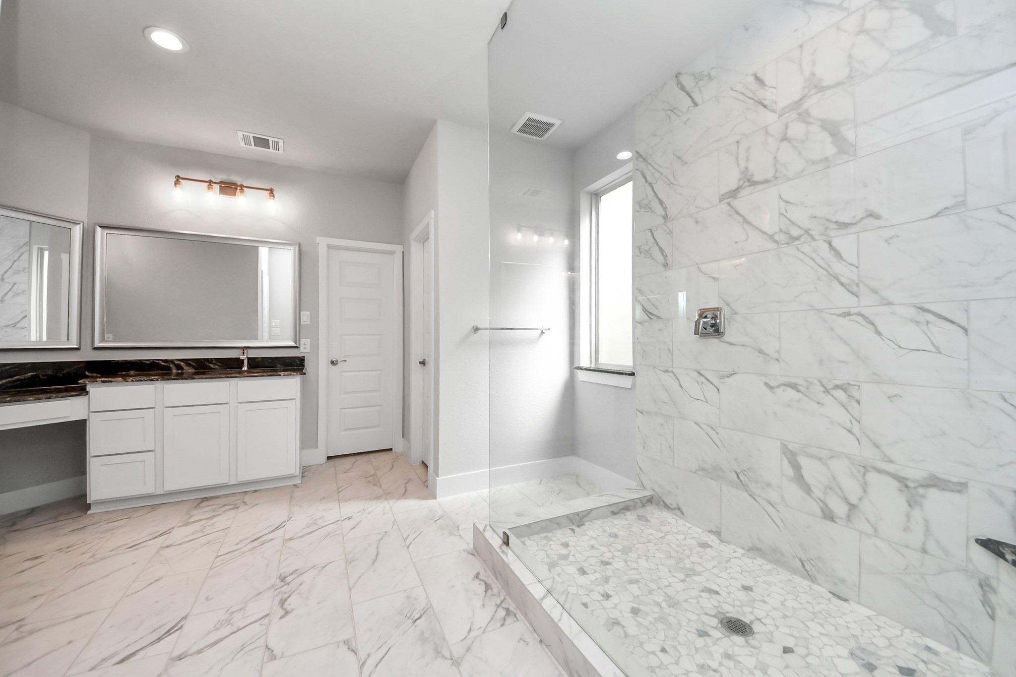 1500 Sunrise Gables Drive Property Photo 24