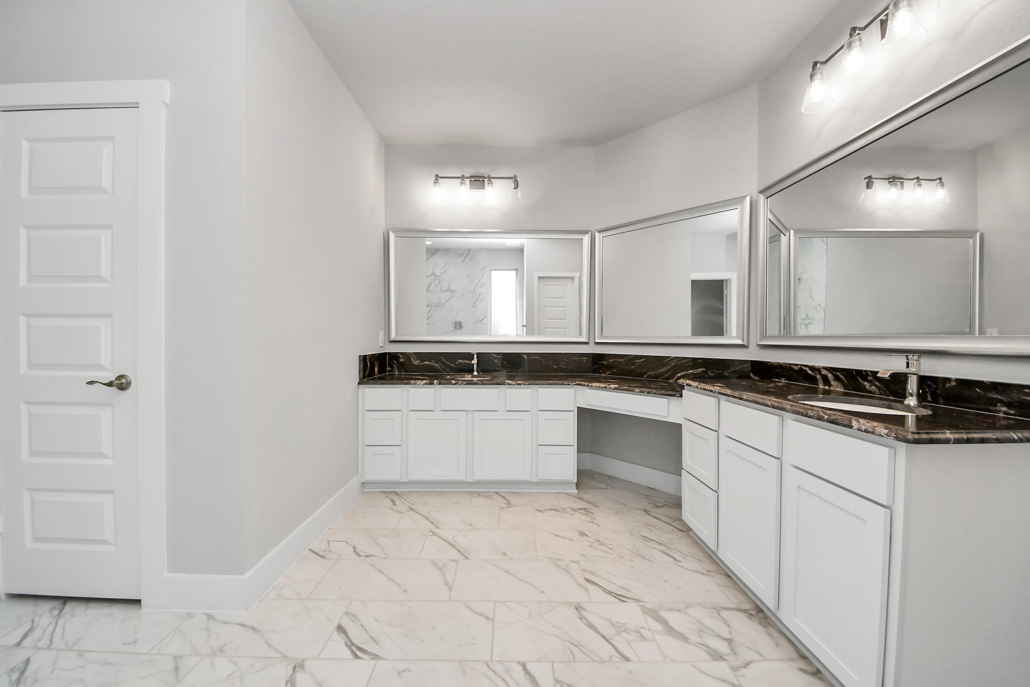 1500 Sunrise Gables Drive Property Photo 26