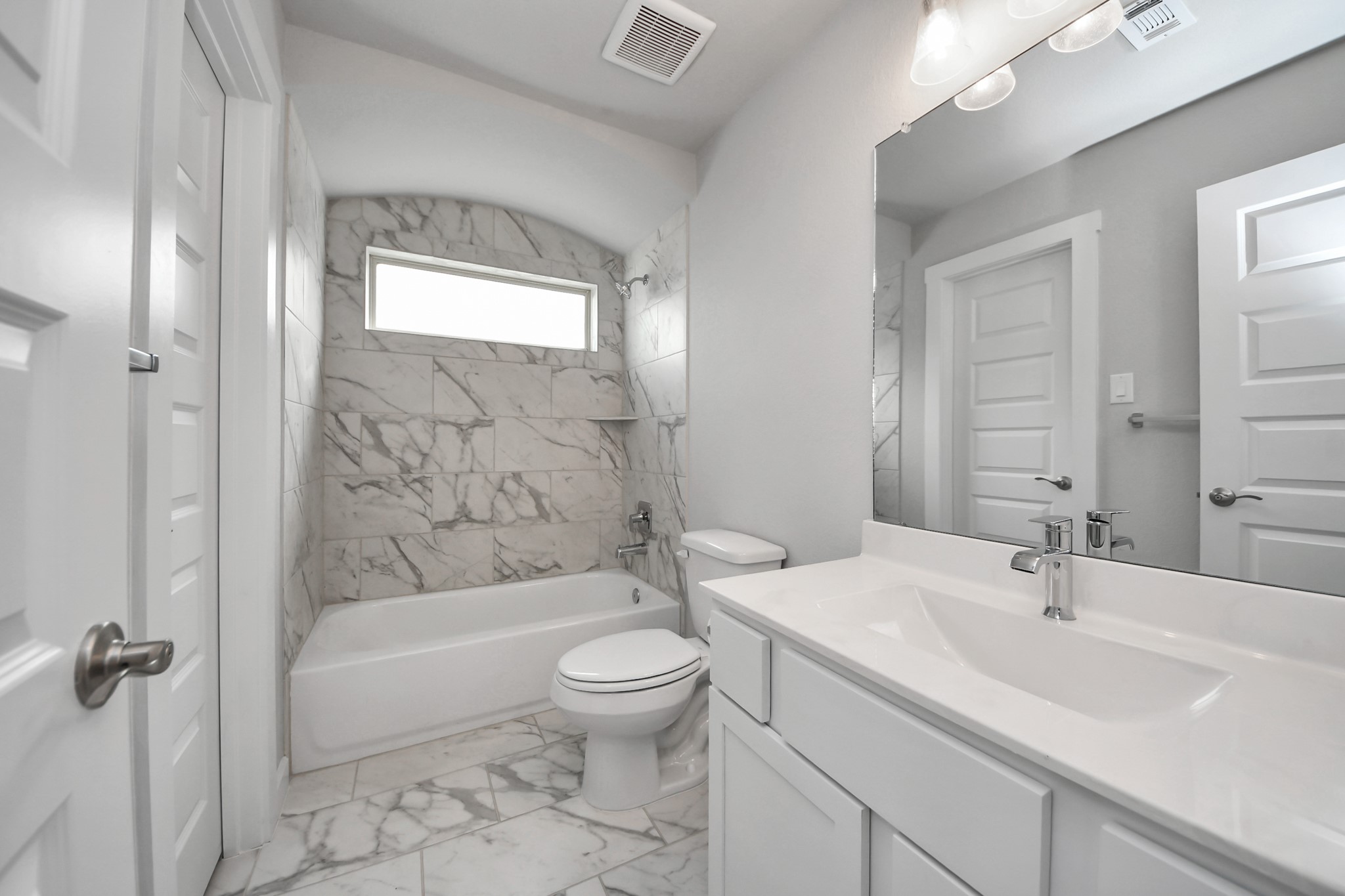 1500 Sunrise Gables Drive Property Photo 32