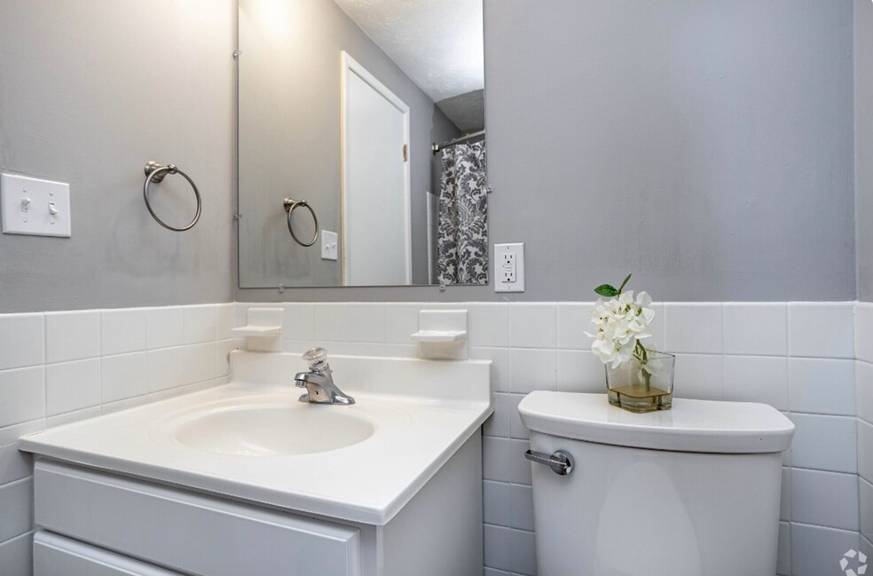 101 Lafayette Road Property Photo 12