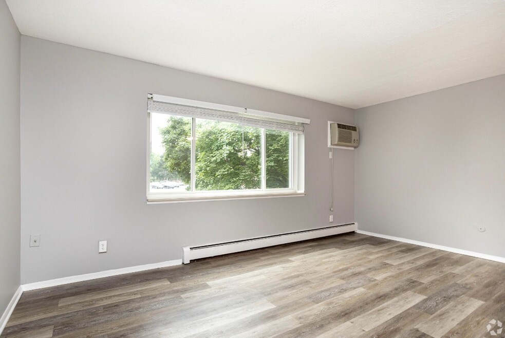 101 Lafayette Road Property Photo 13