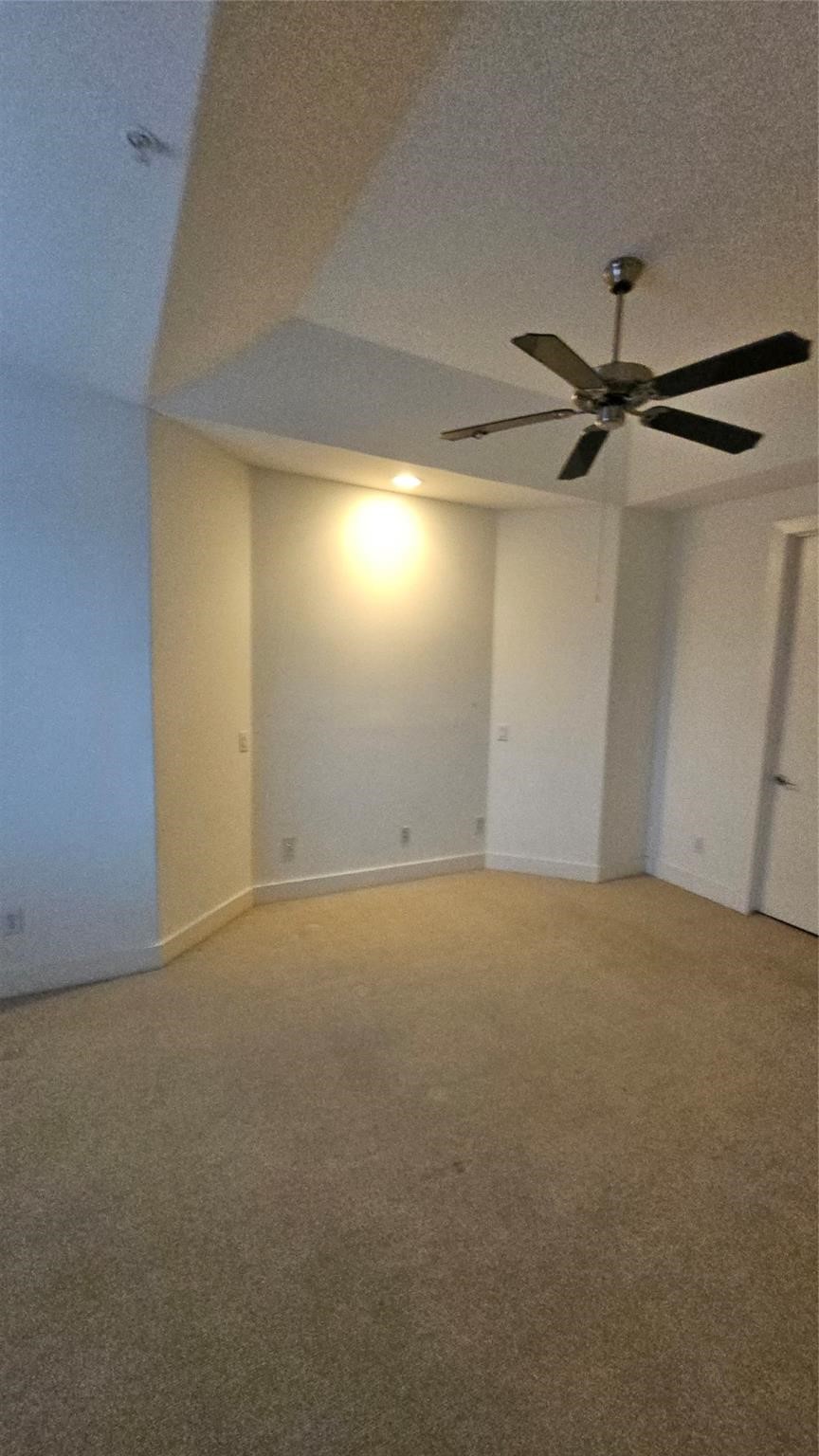 2301 Camden Drive B Property Photo 39