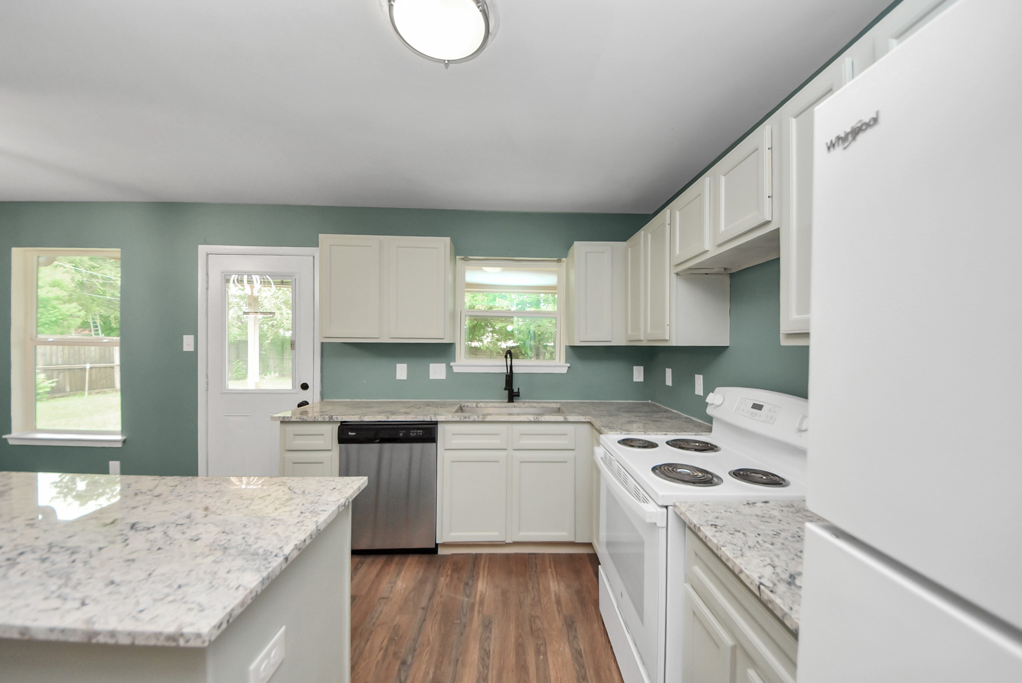 608 Trinity Lane Property Photo 14