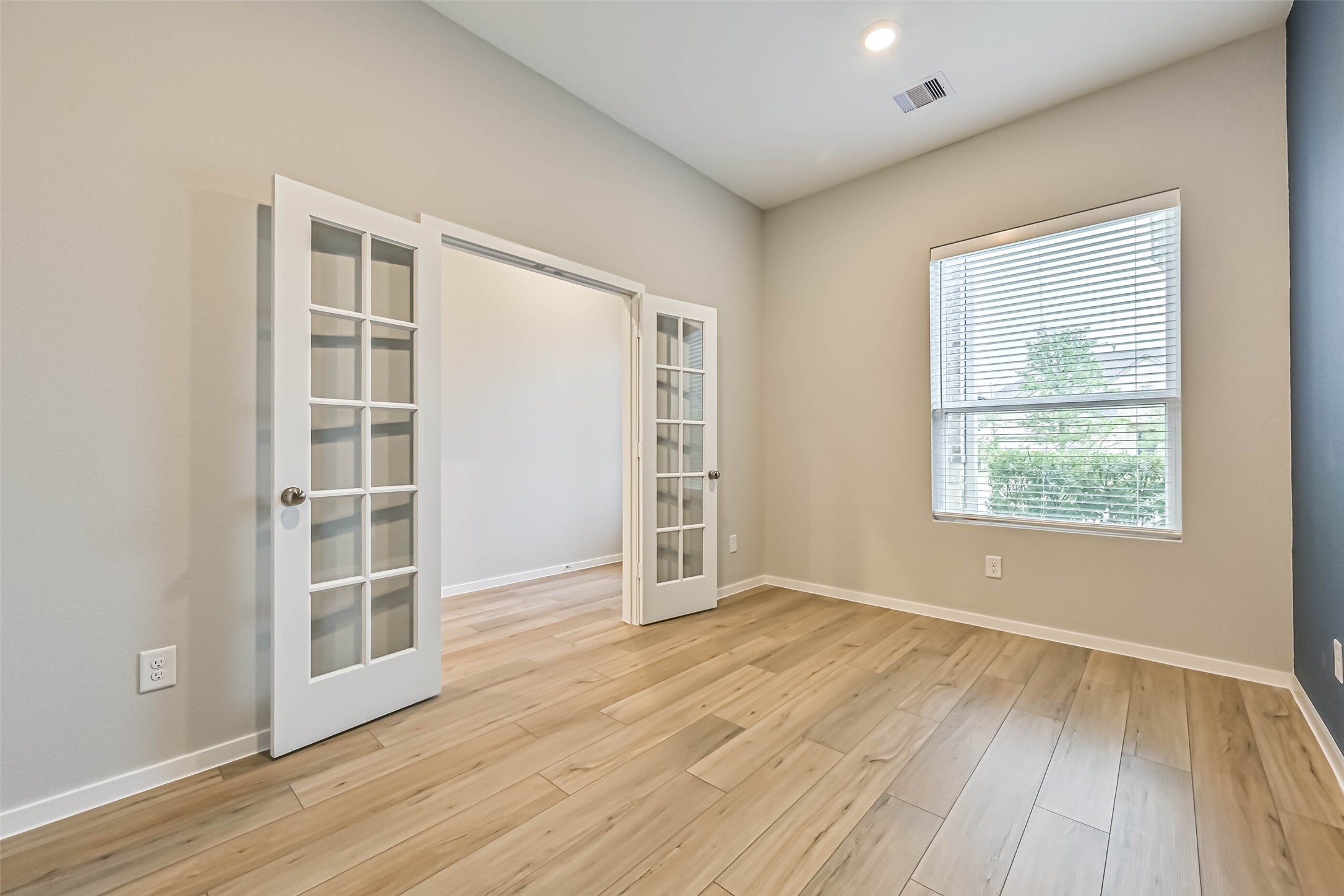 3106 Mariner Island Drive Property Photo 9