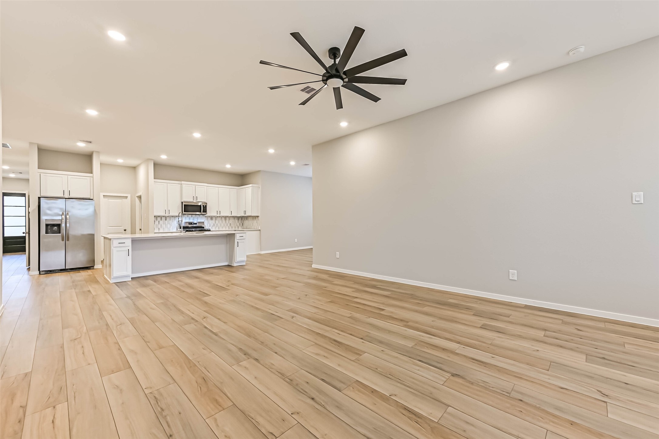 3106 Mariner Island Drive Property Photo 24
