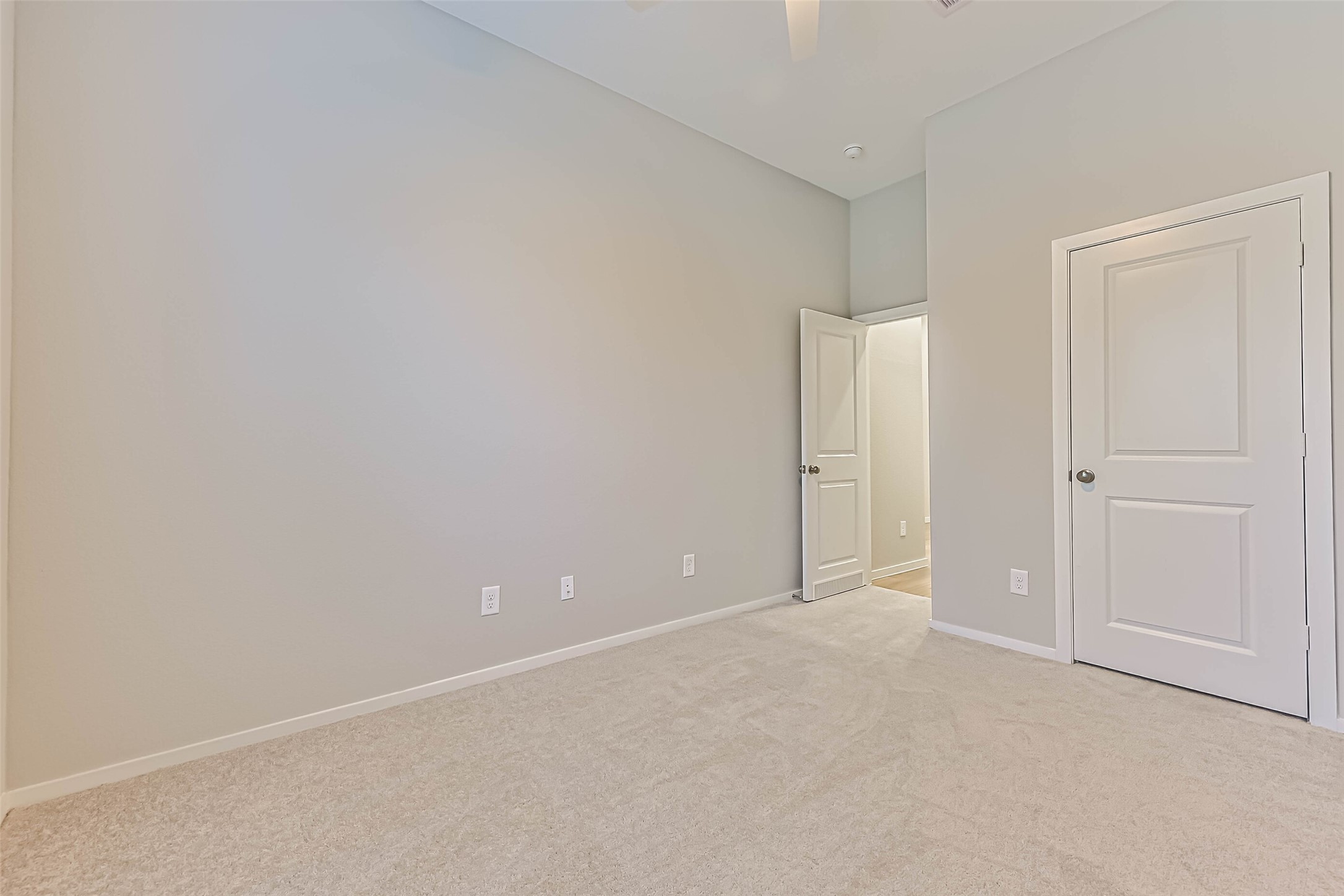 3106 Mariner Island Drive Property Photo 40