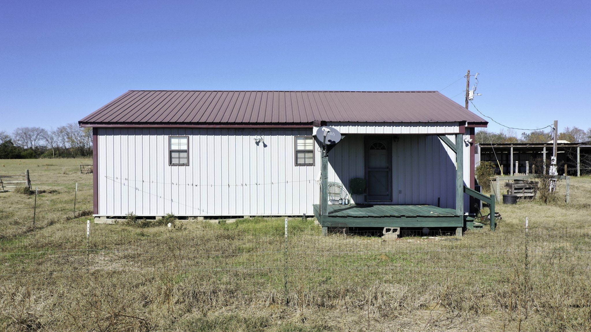 596 & 634 County Road 3057 Property Photo 8
