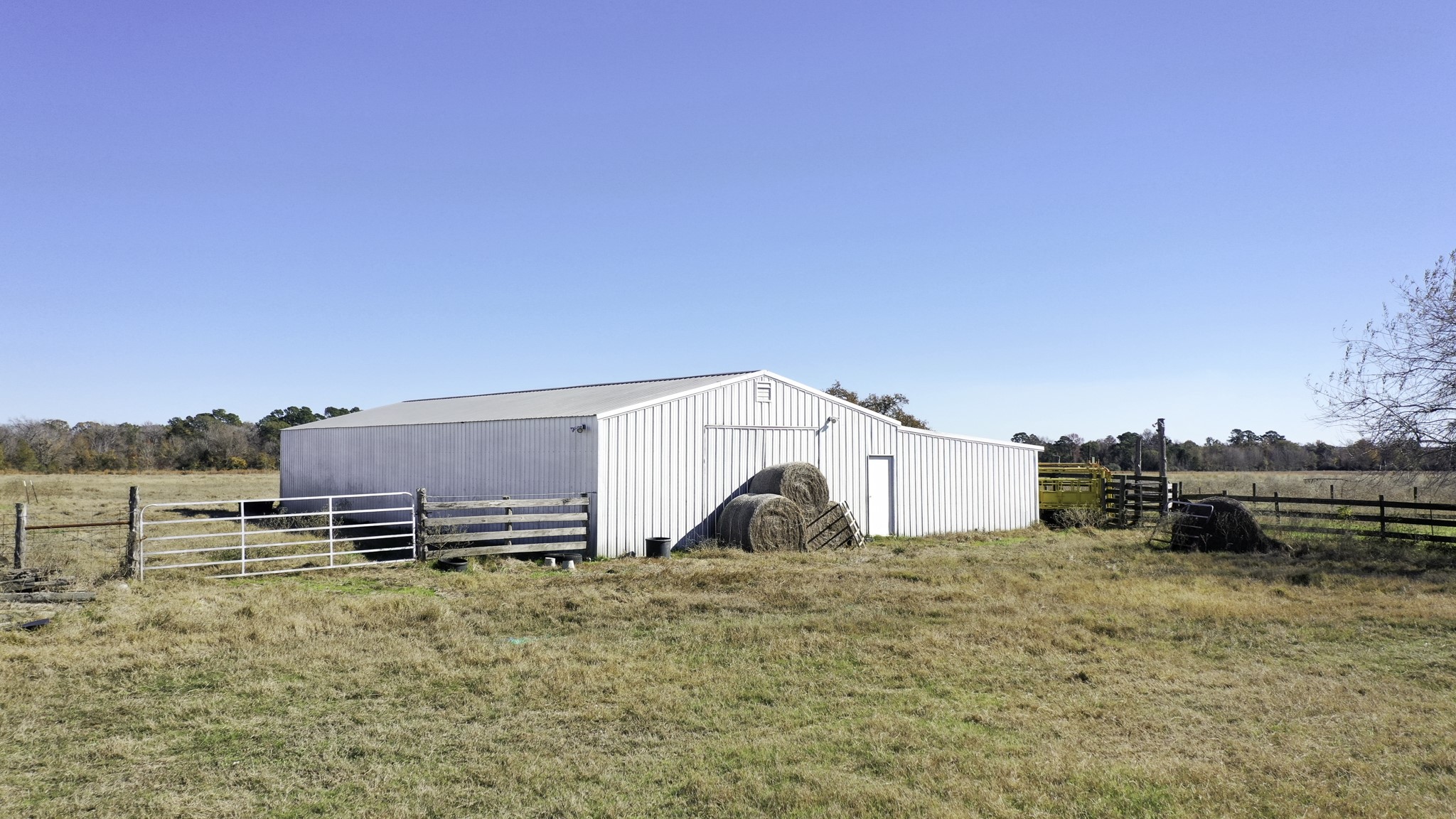 596 & 634 County Road 3057 Property Photo 11