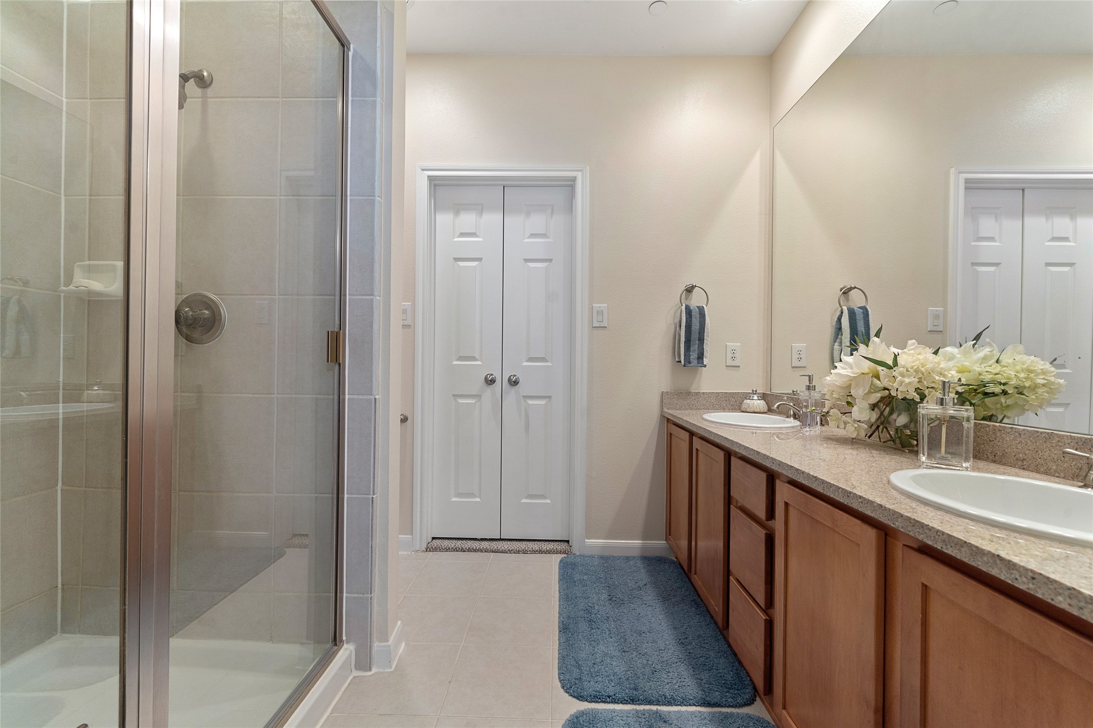 3001 Murworth Drive 702 Property Photo 6