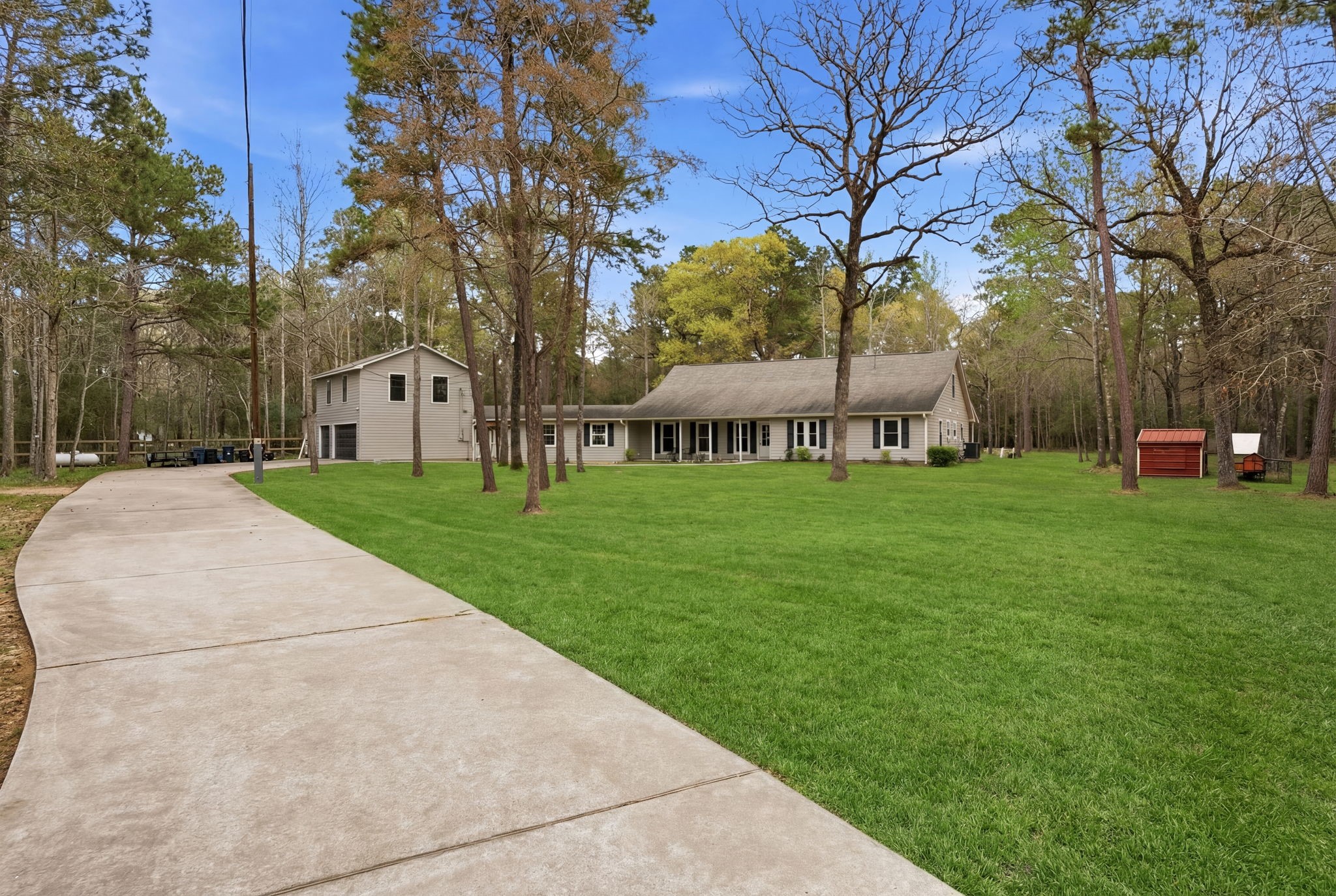 5222 Ranch Hill Drive Property Photo 2