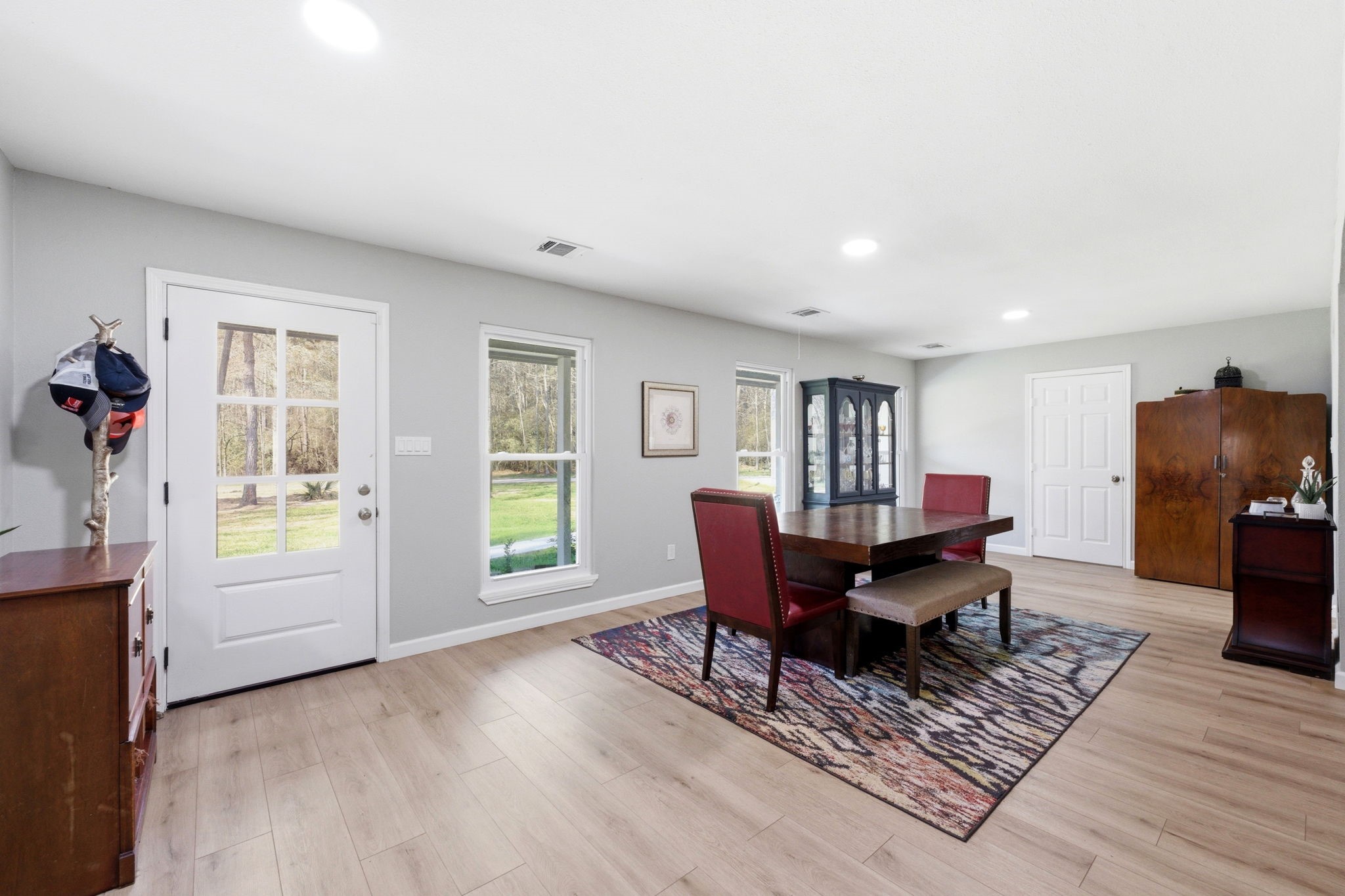 5222 Ranch Hill Drive Property Photo 8
