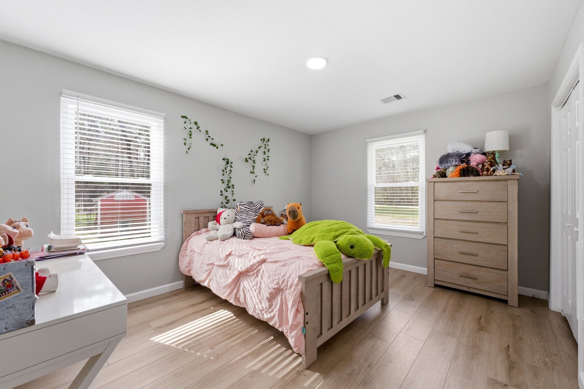 5222 Ranch Hill Drive Property Photo 18