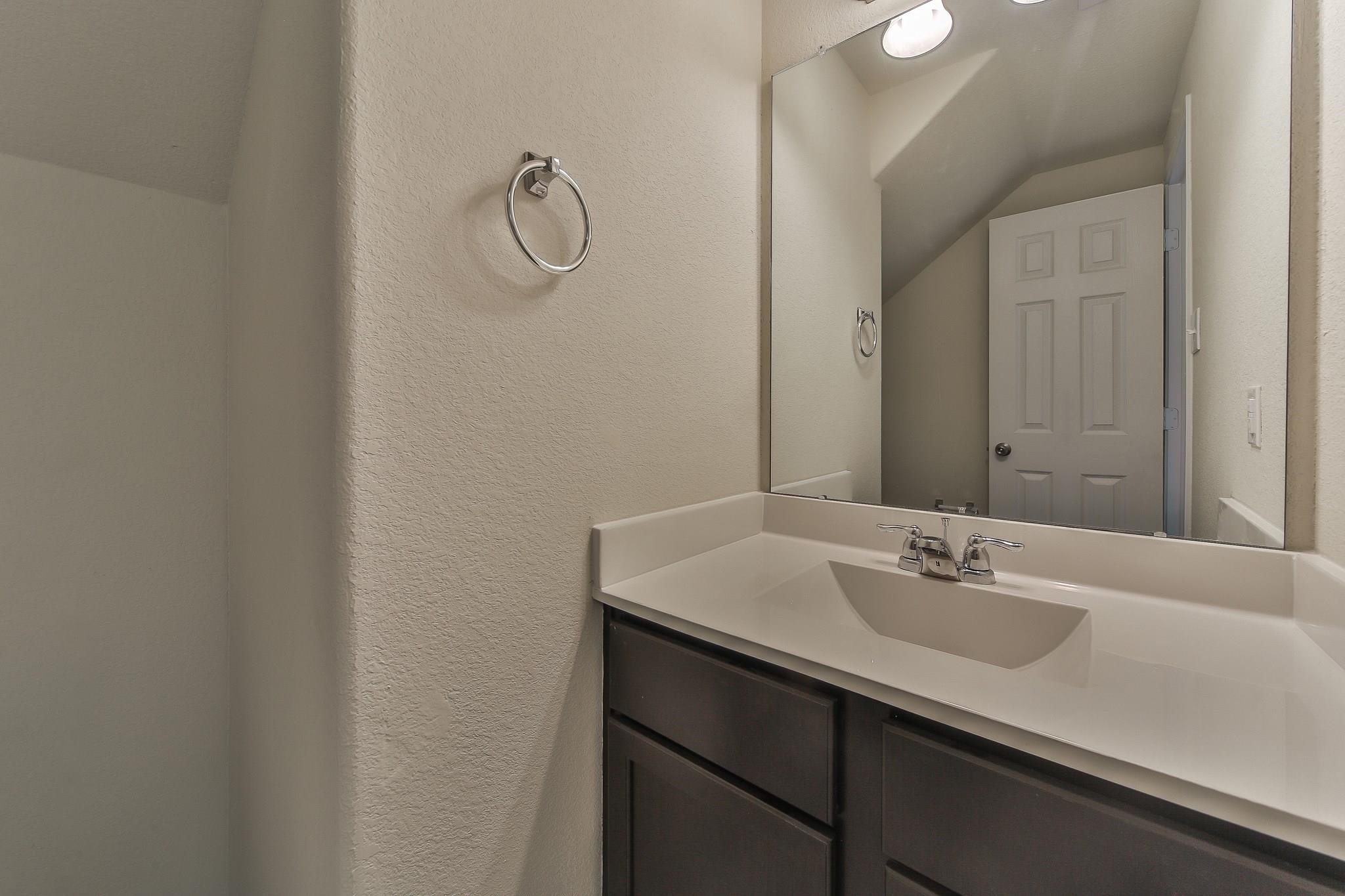 2310 Garden Square Path Property Photo 13