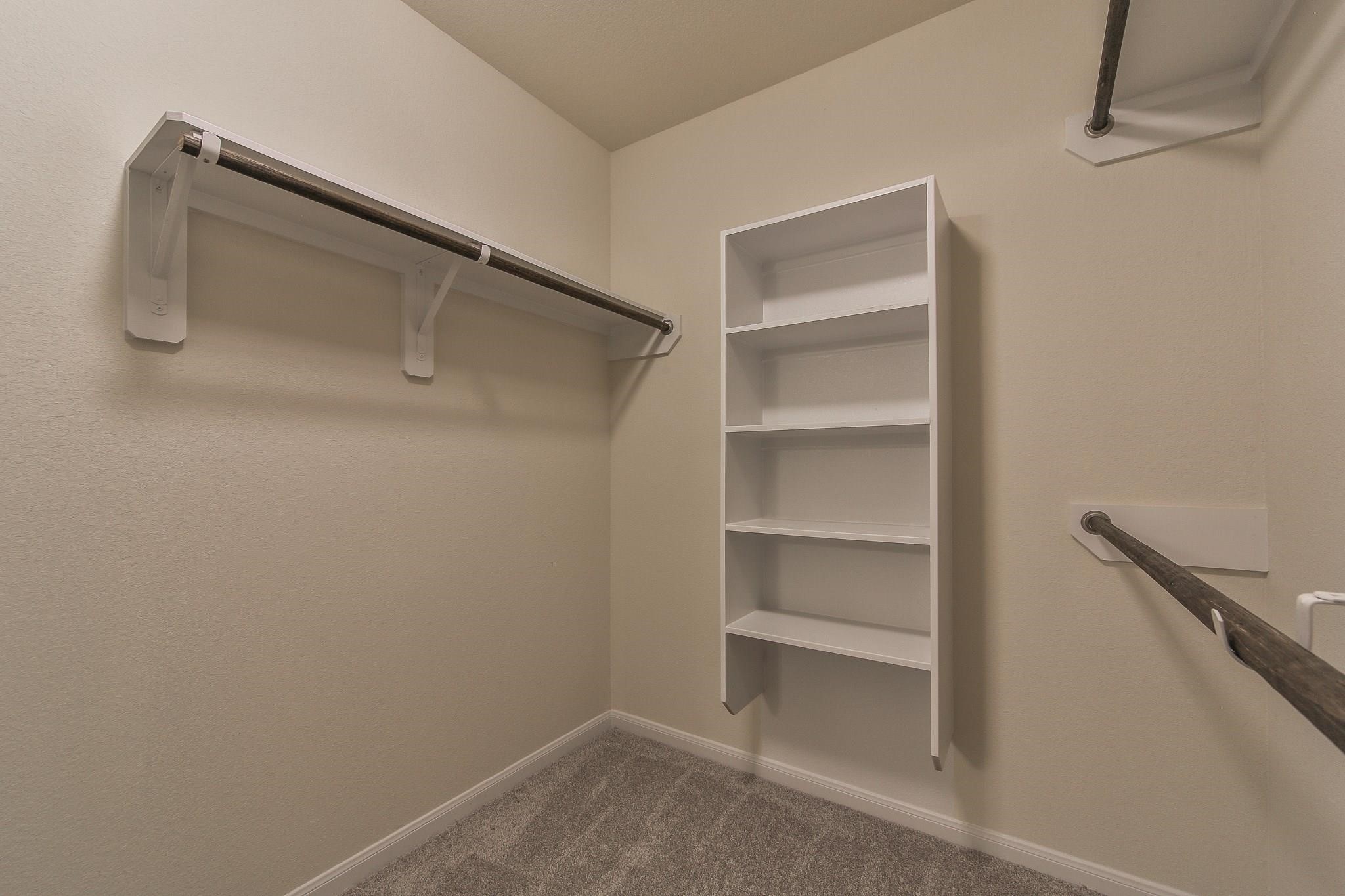 2310 Garden Square Path Property Photo 16