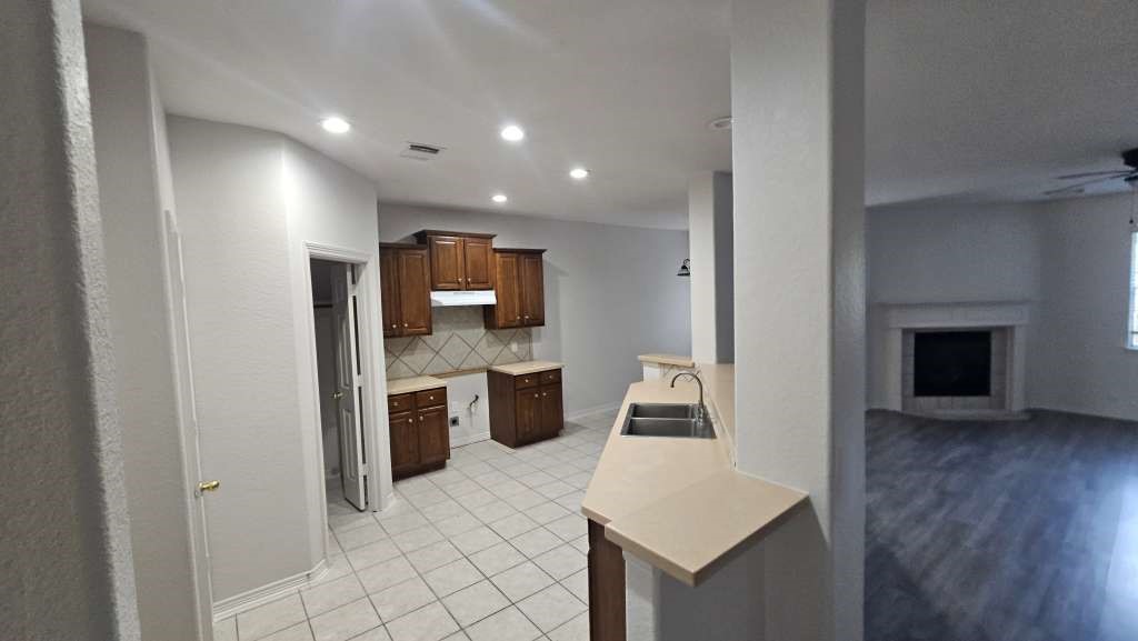 15815 Stiller Park Drive Property Photo 6