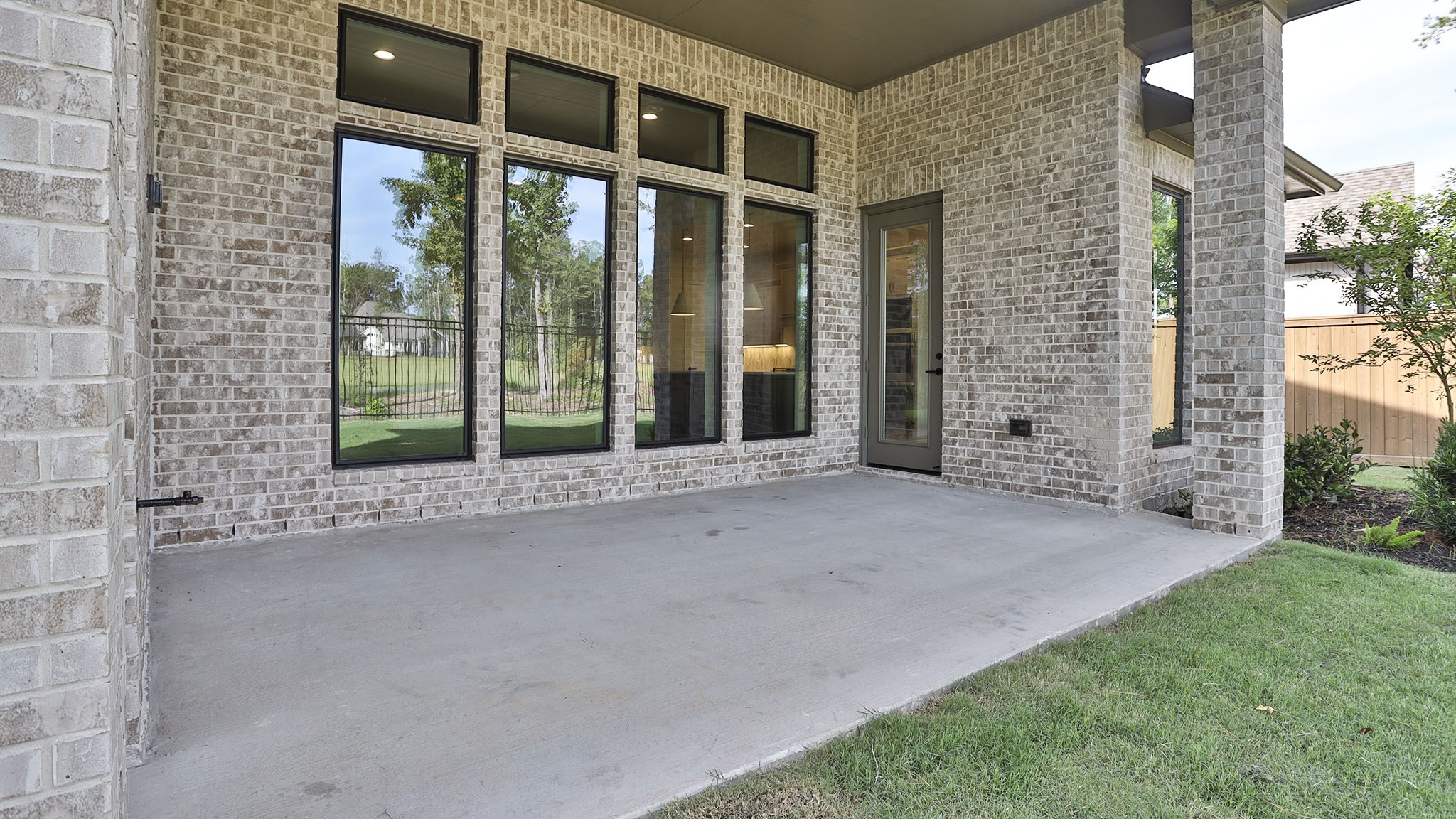 21935 Gateway Arch Drive Property Photo 22