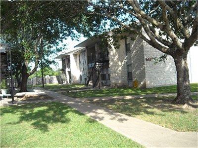 200 Riverview Drive Property Photo 2