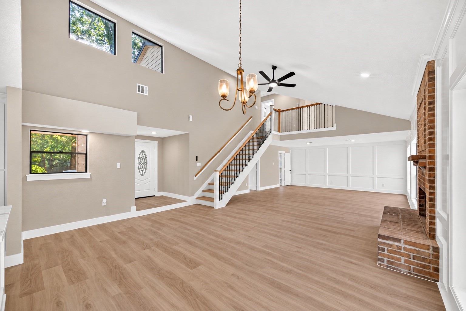150 Park Way Property Photo 4