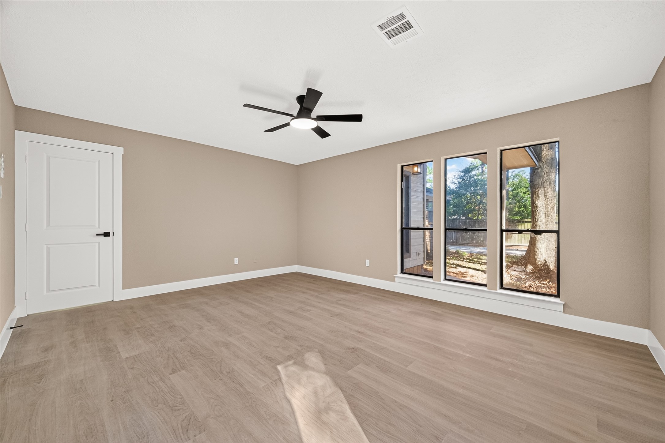 150 Park Way Property Photo 12