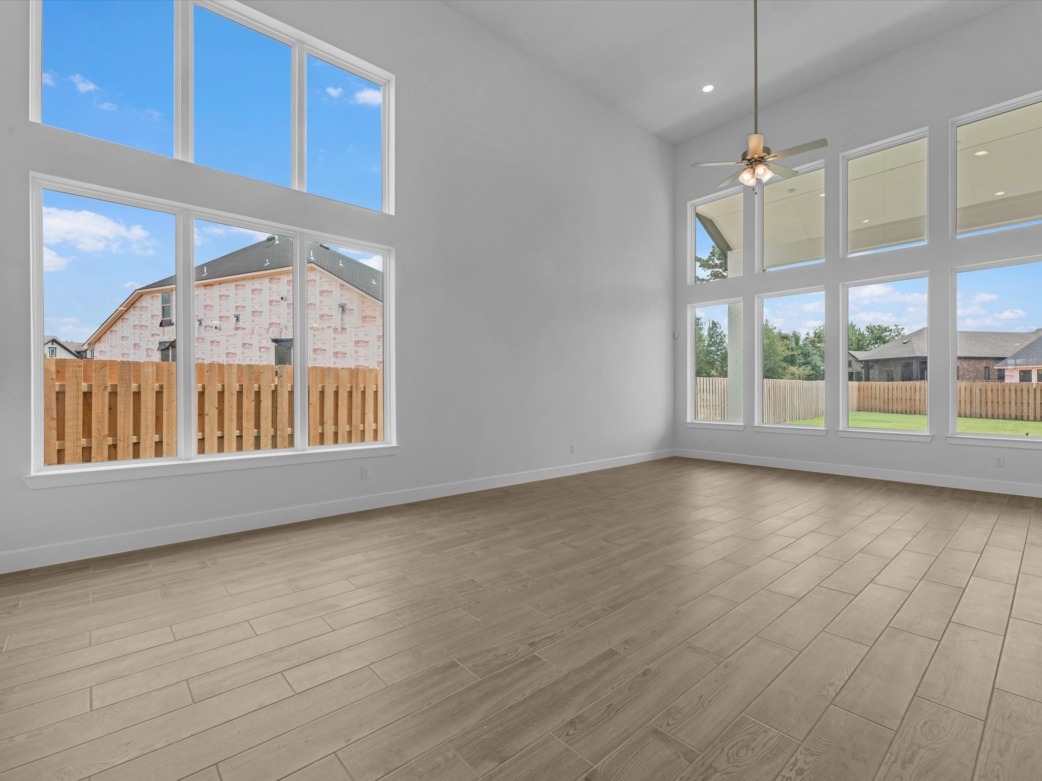 2018 Escobar Street Property Photo 4